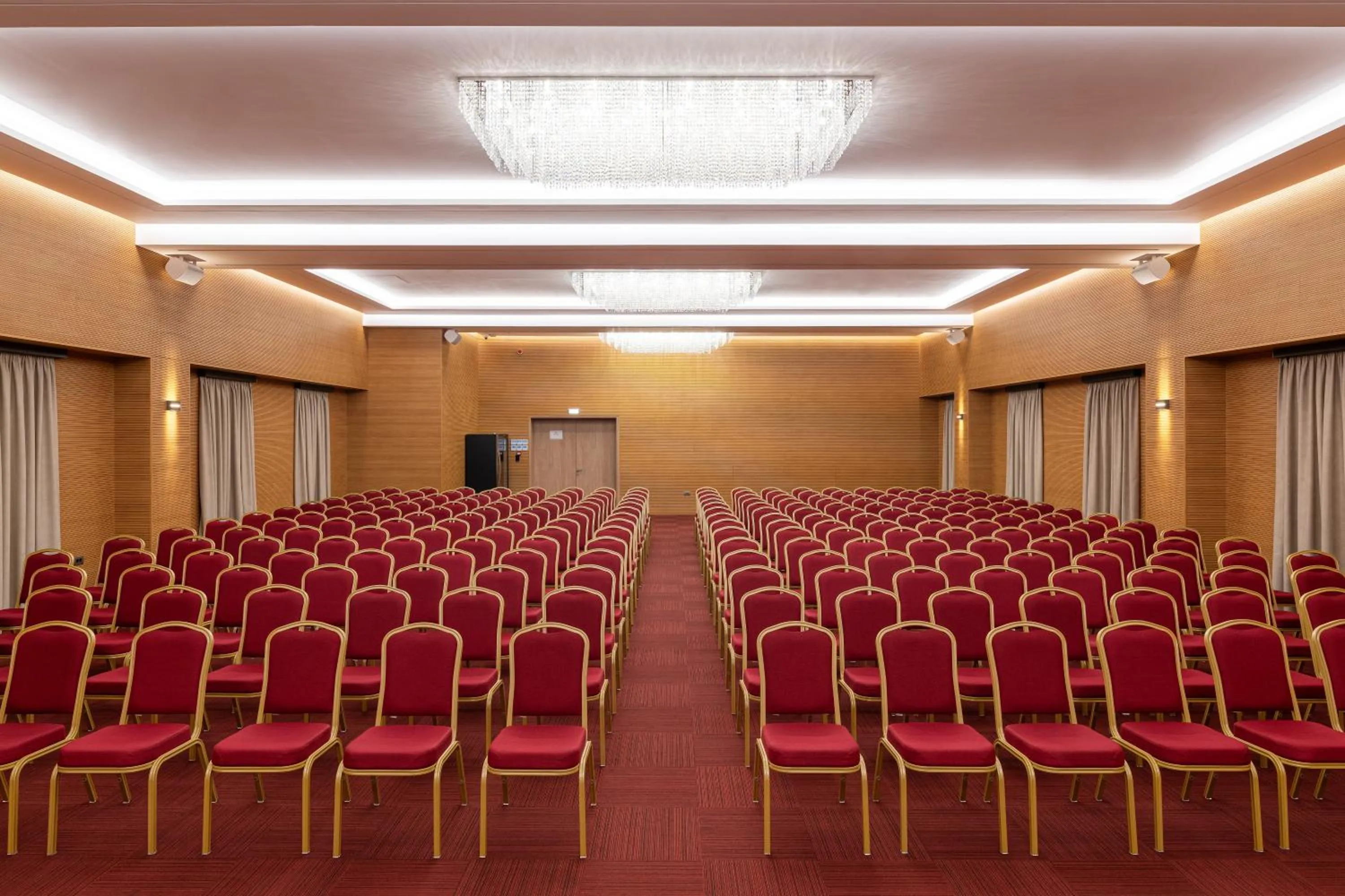 Meeting/conference room in Acandia Hotel