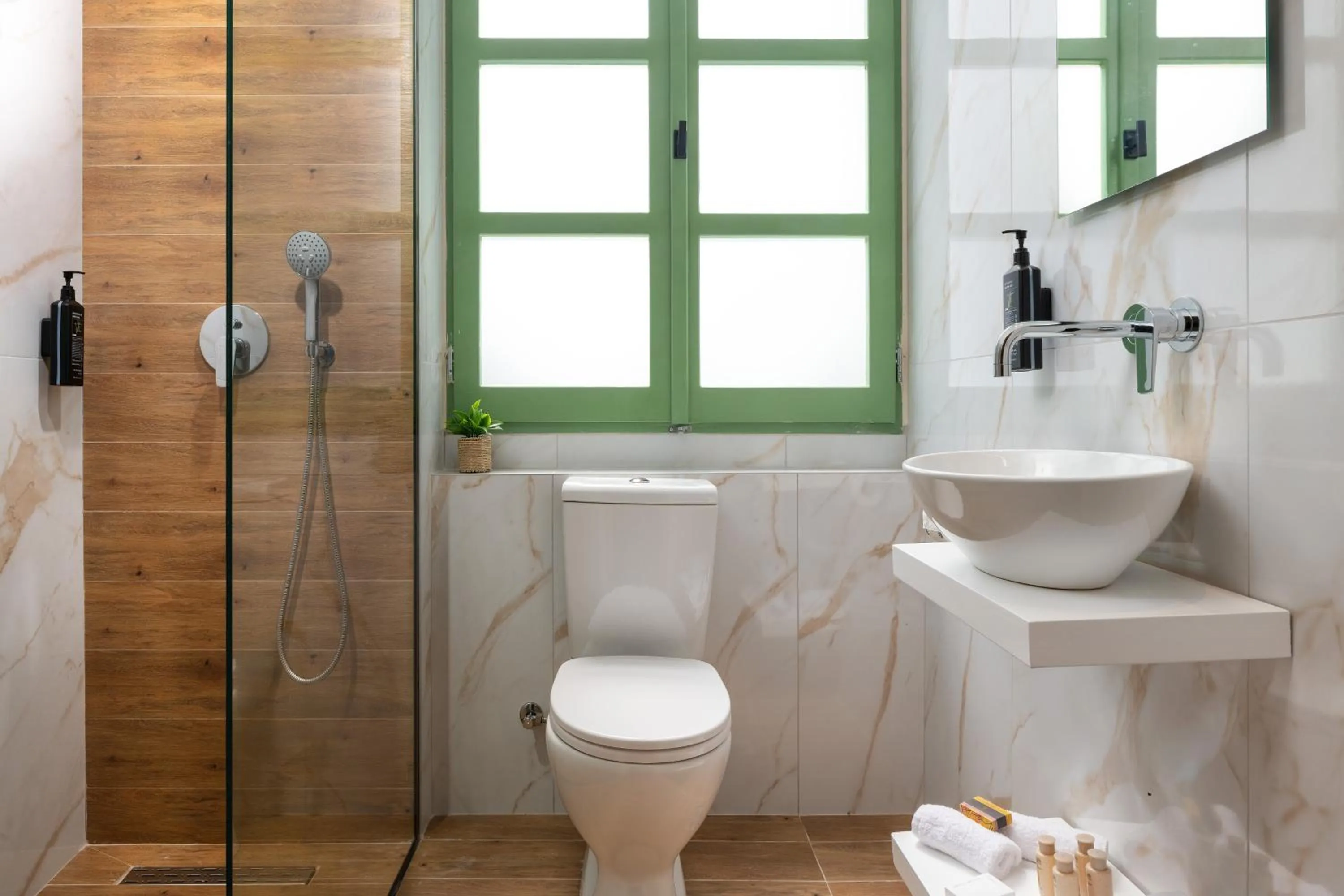 Shower in Acandia Hotel