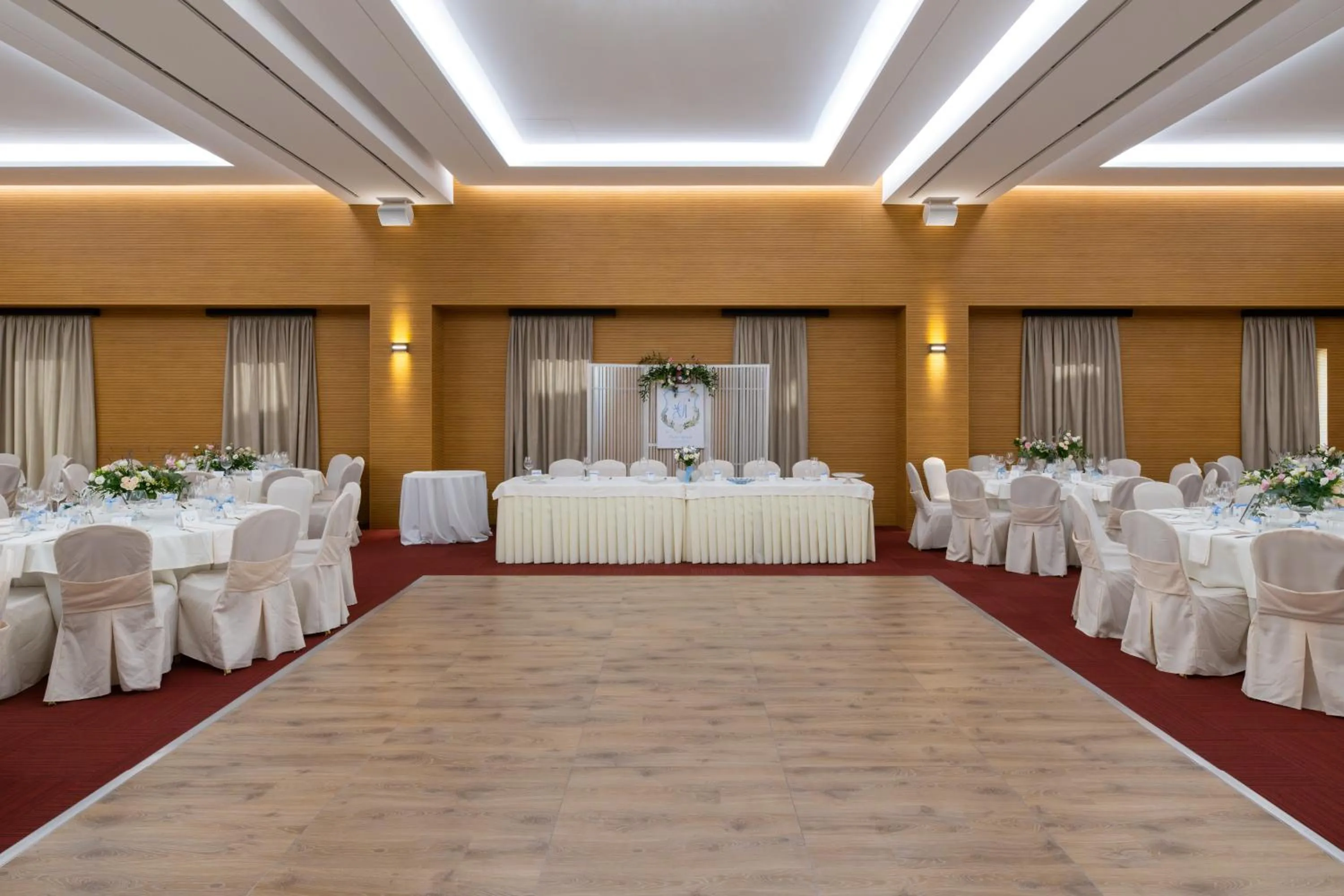 wedding in Acandia Hotel