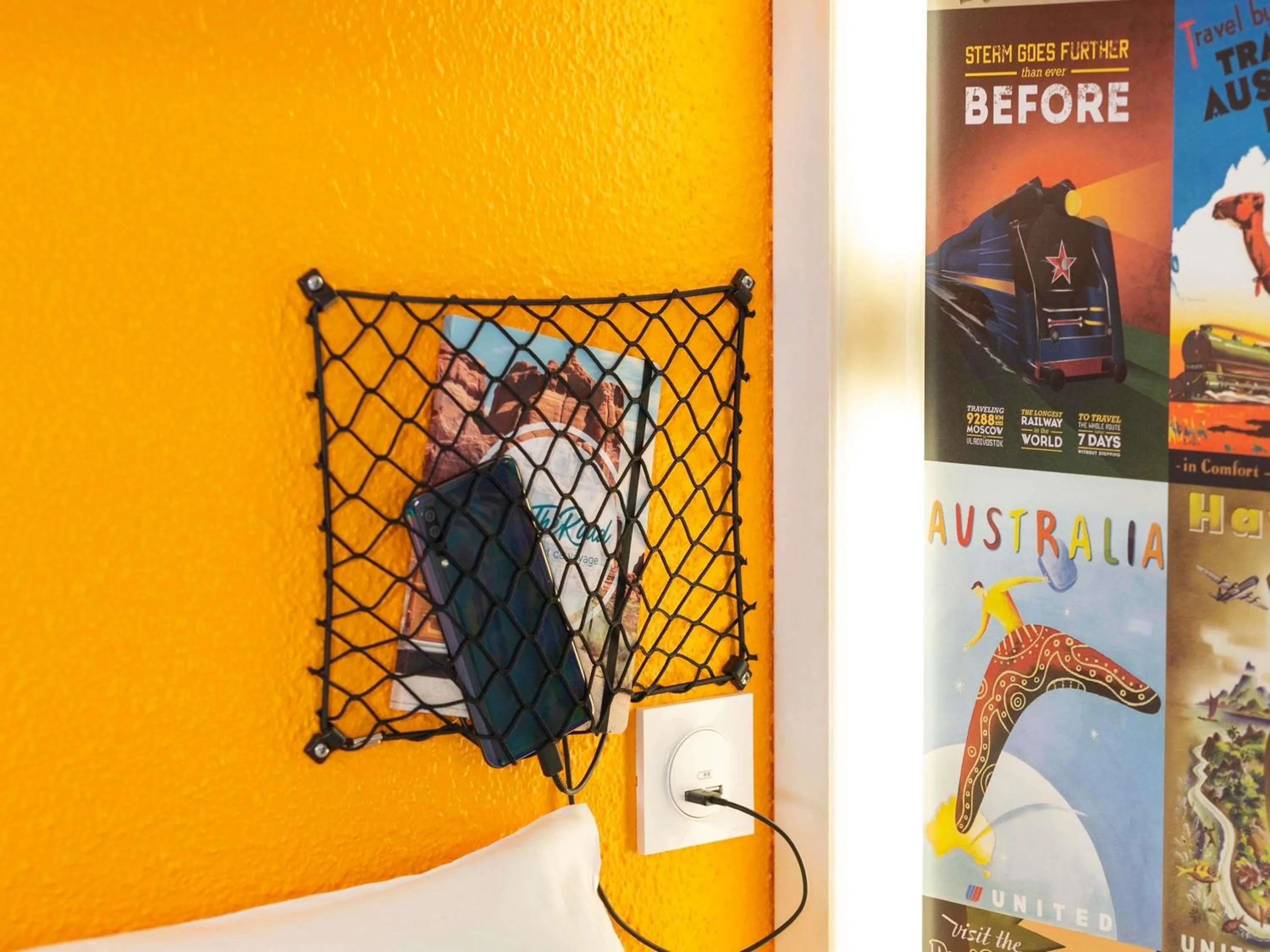 Bedroom in hotelF1 Toulon Est La Valette