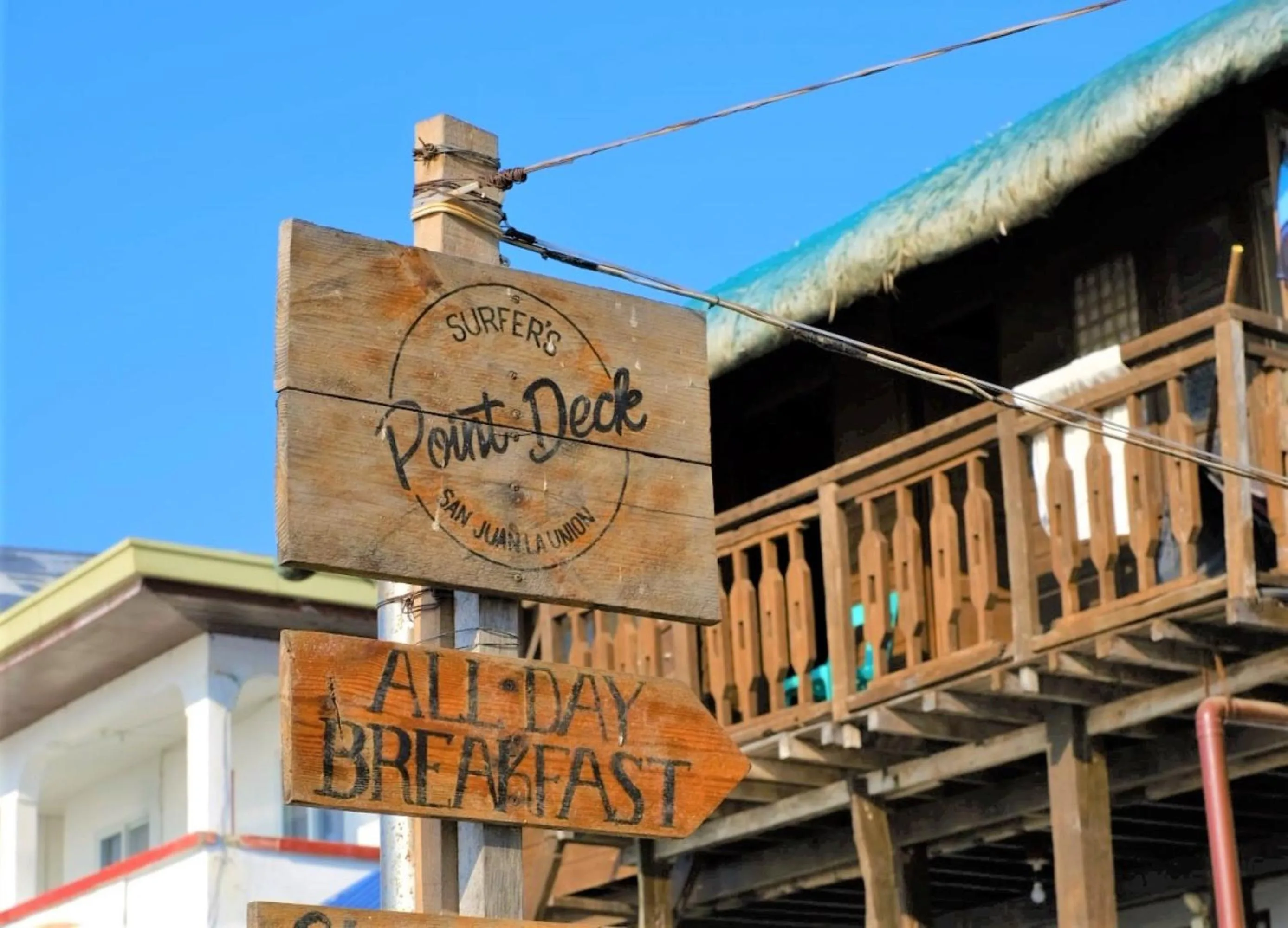 Property building in Surfer's Point Deck