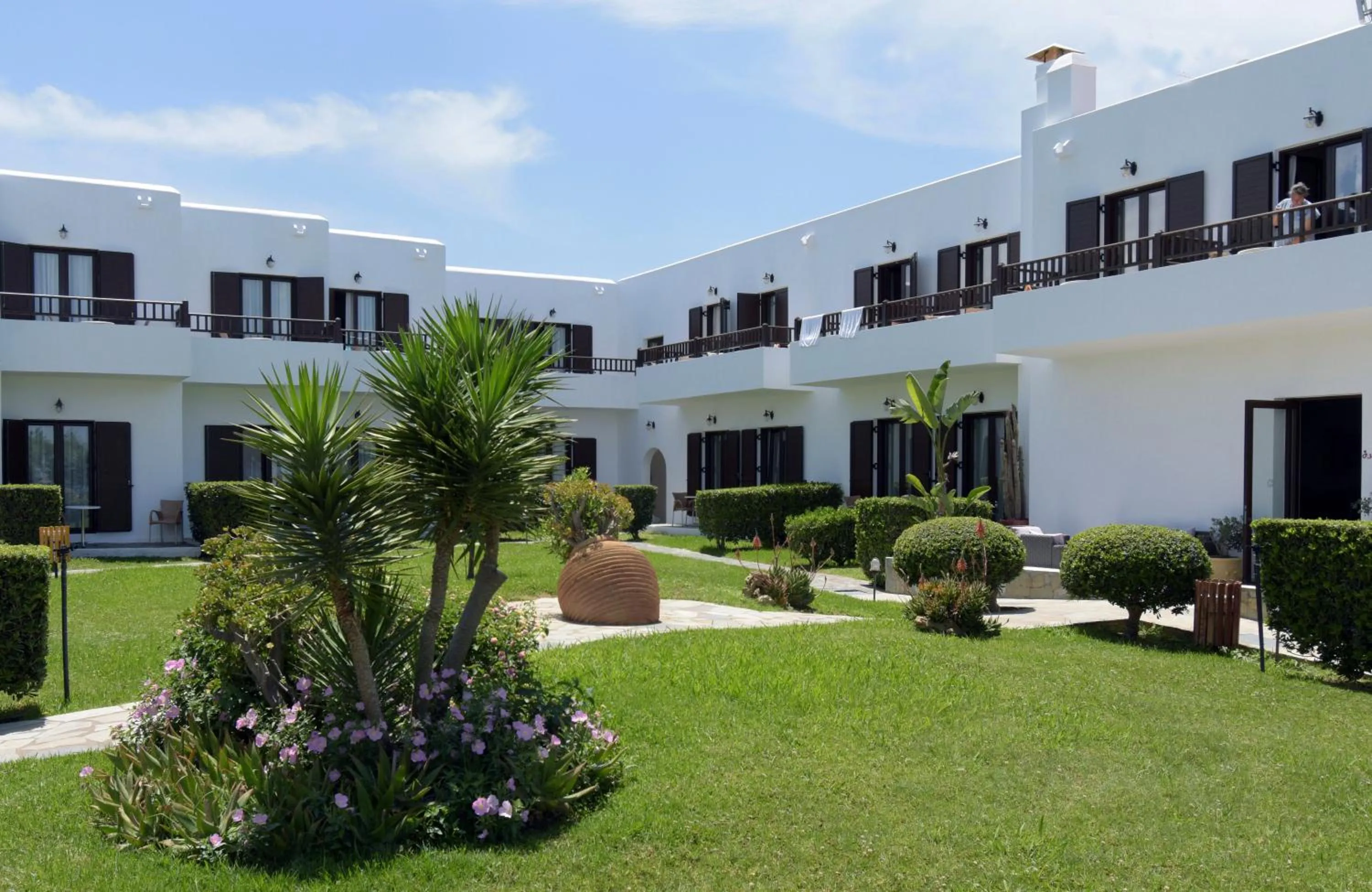 Property building in Geraniotis Hotel and Resort