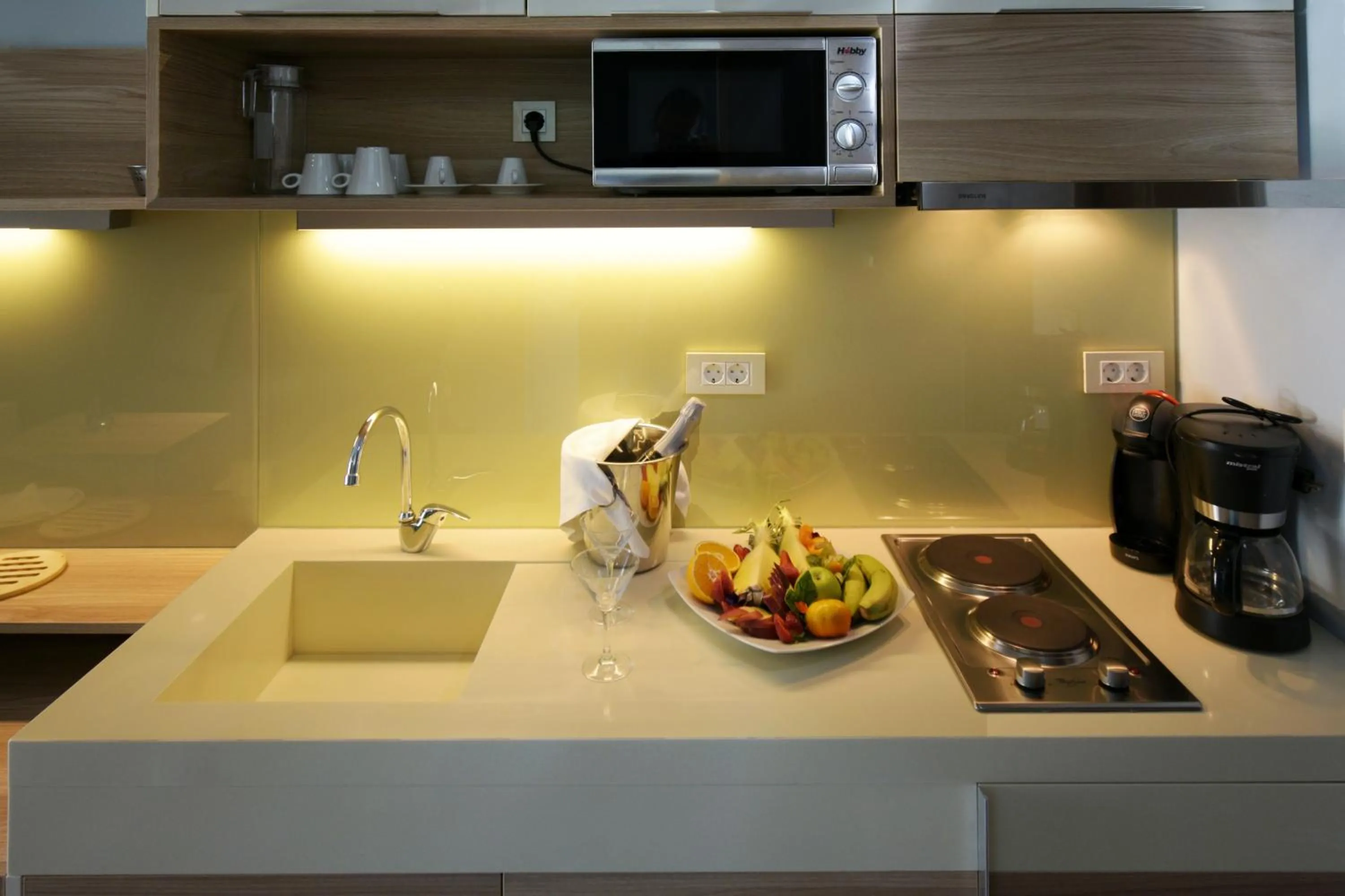 Kitchen or kitchenette in Geraniotis Hotel and Resort