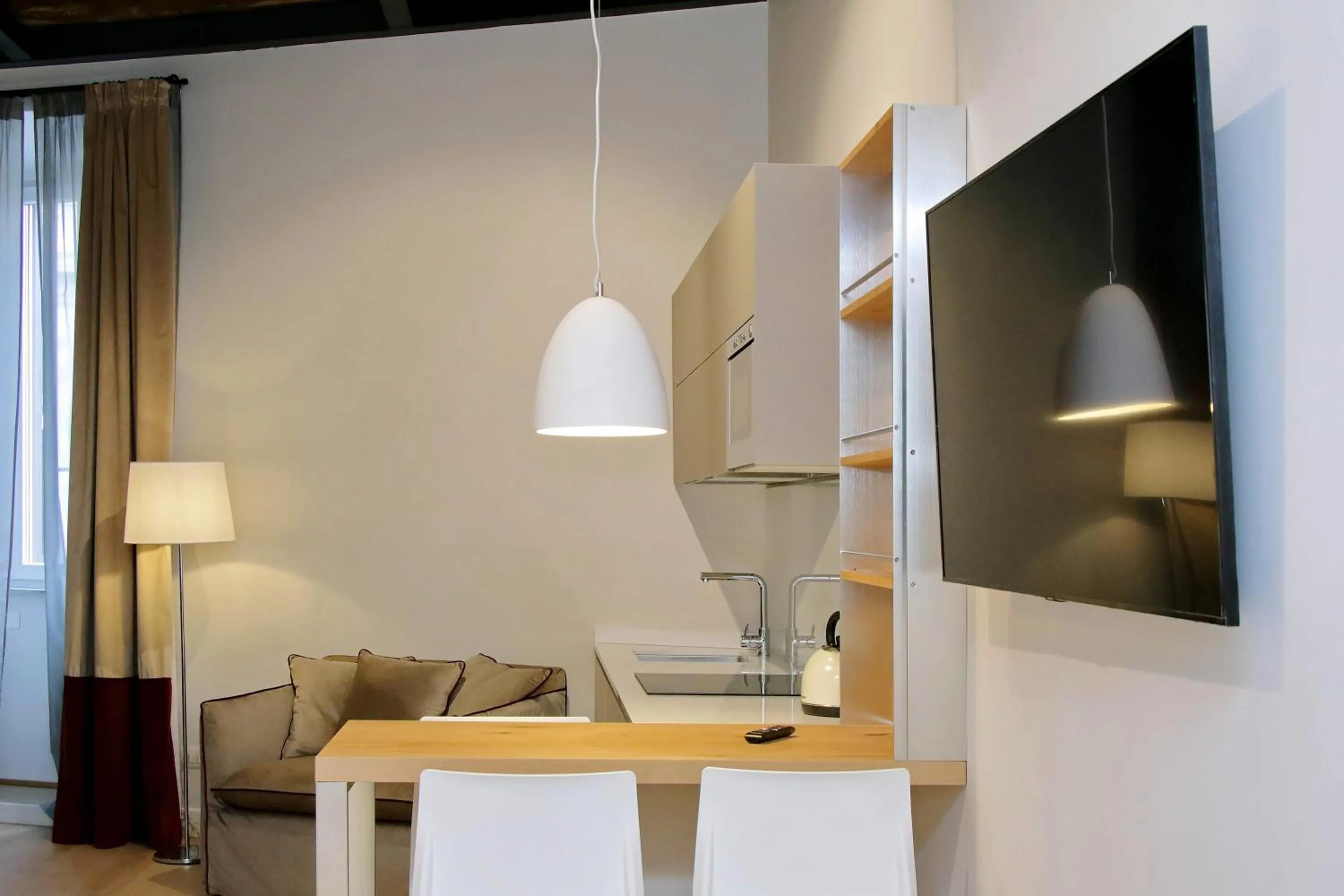 Photo of the whole room in Monti Panisperna suites