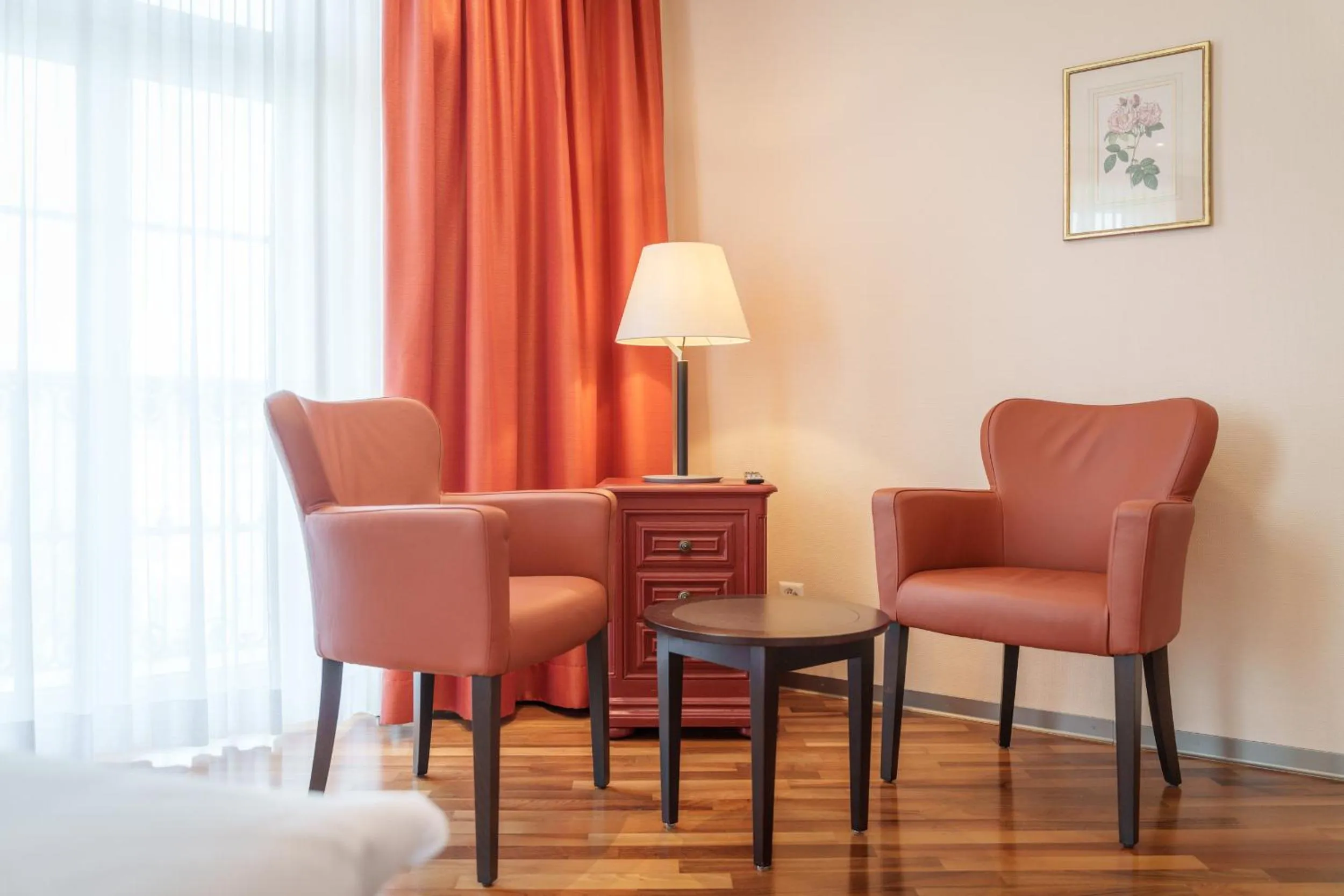 Seating area in Hotel Schweizerhof Basel