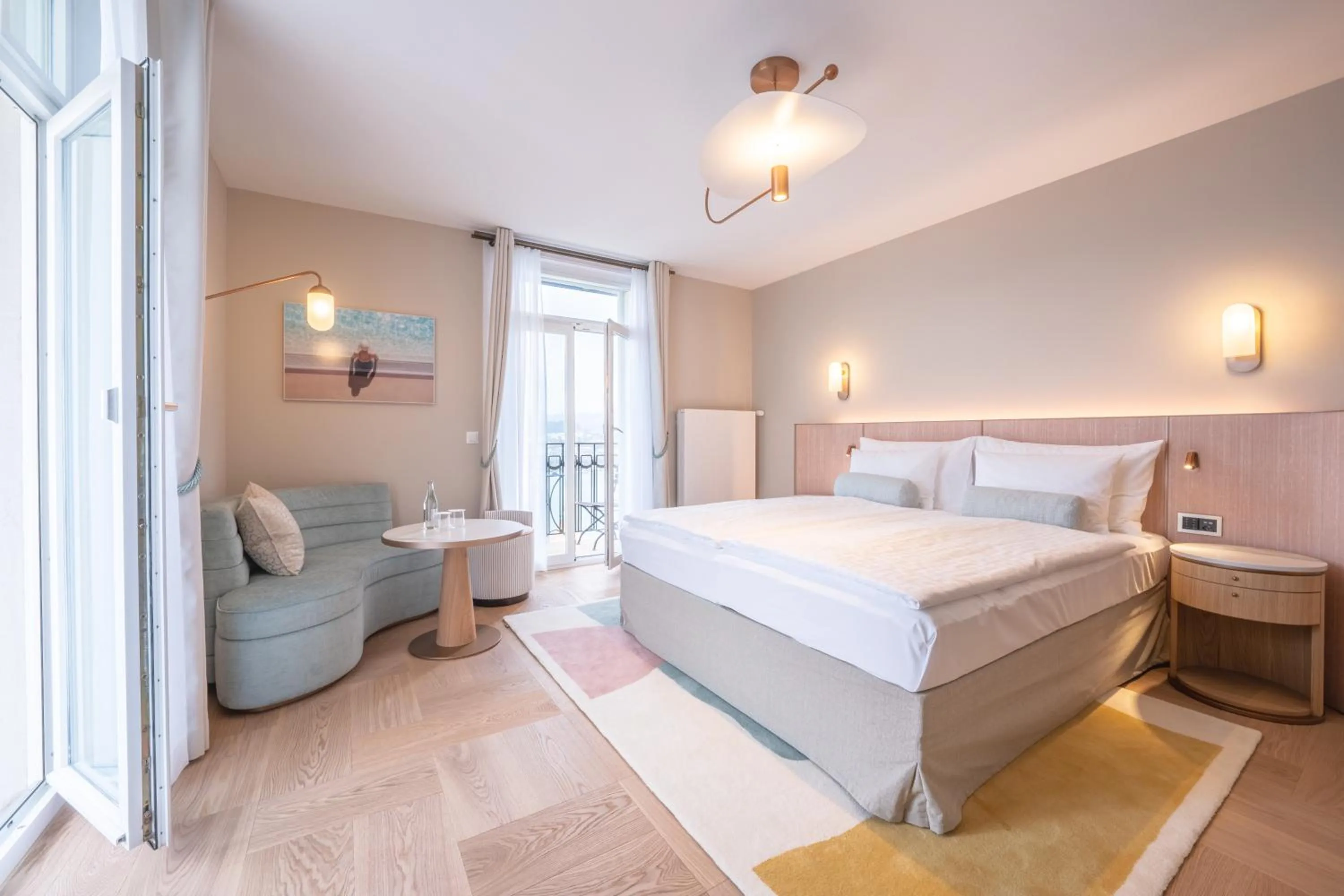 Bedroom in Art Deco Hotel Montana