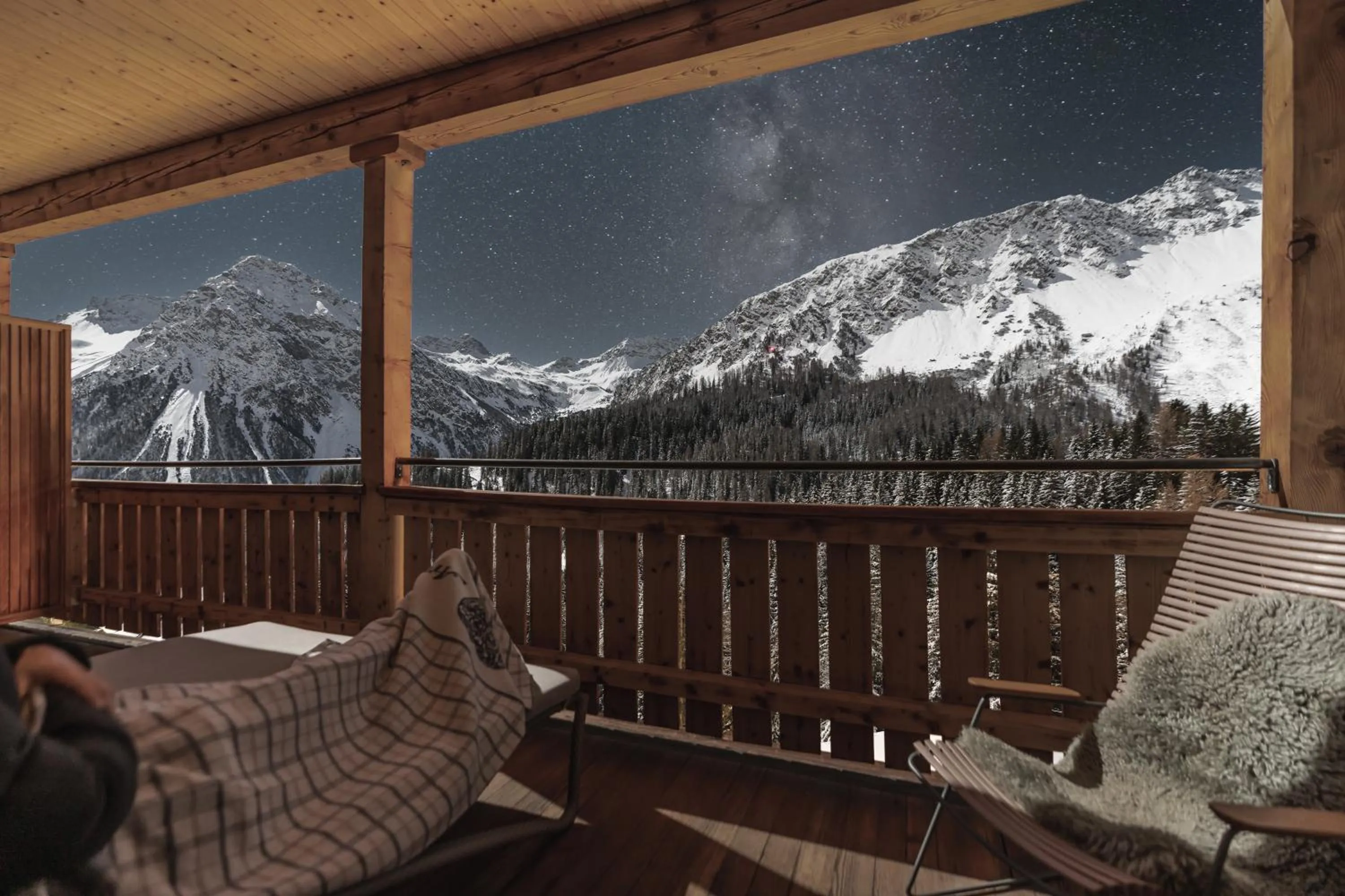 Balcony/Terrace in Hotel Alpensonne - Panoramazimmer & Restaurant