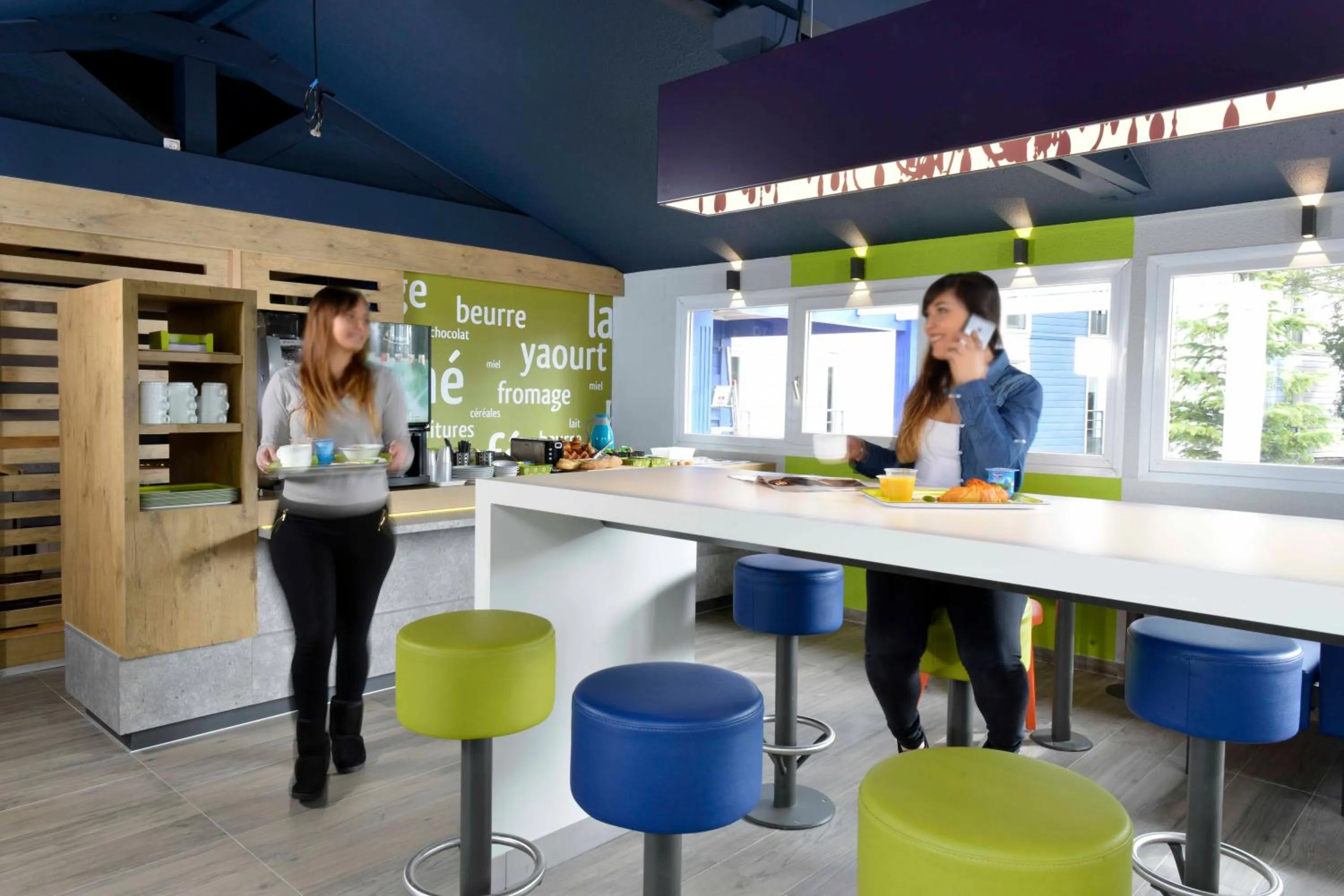 Restaurant/places to eat in Ibis Budget Béziers Est La Giniesse