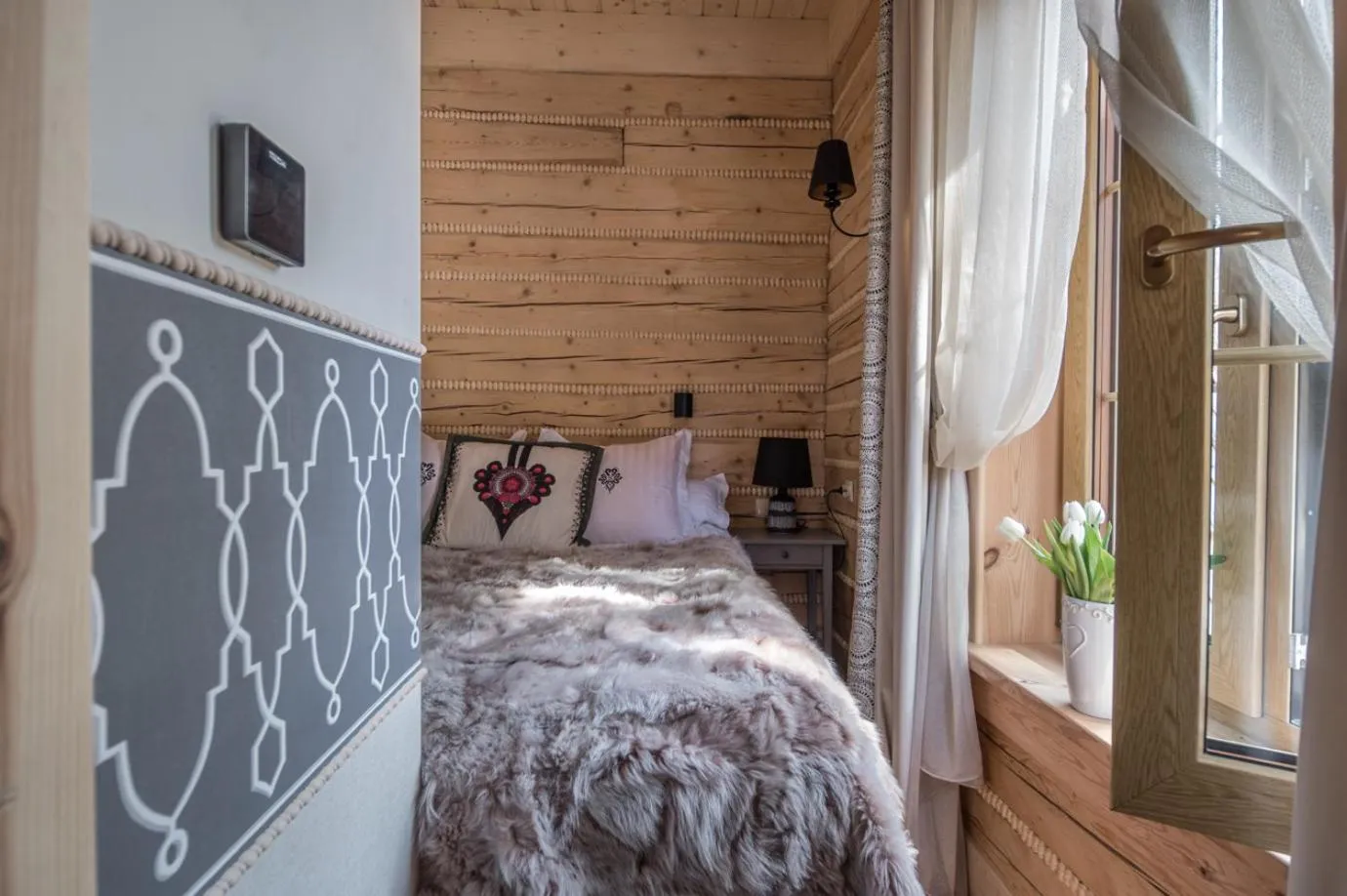 Bedroom, Bed in Stella doro