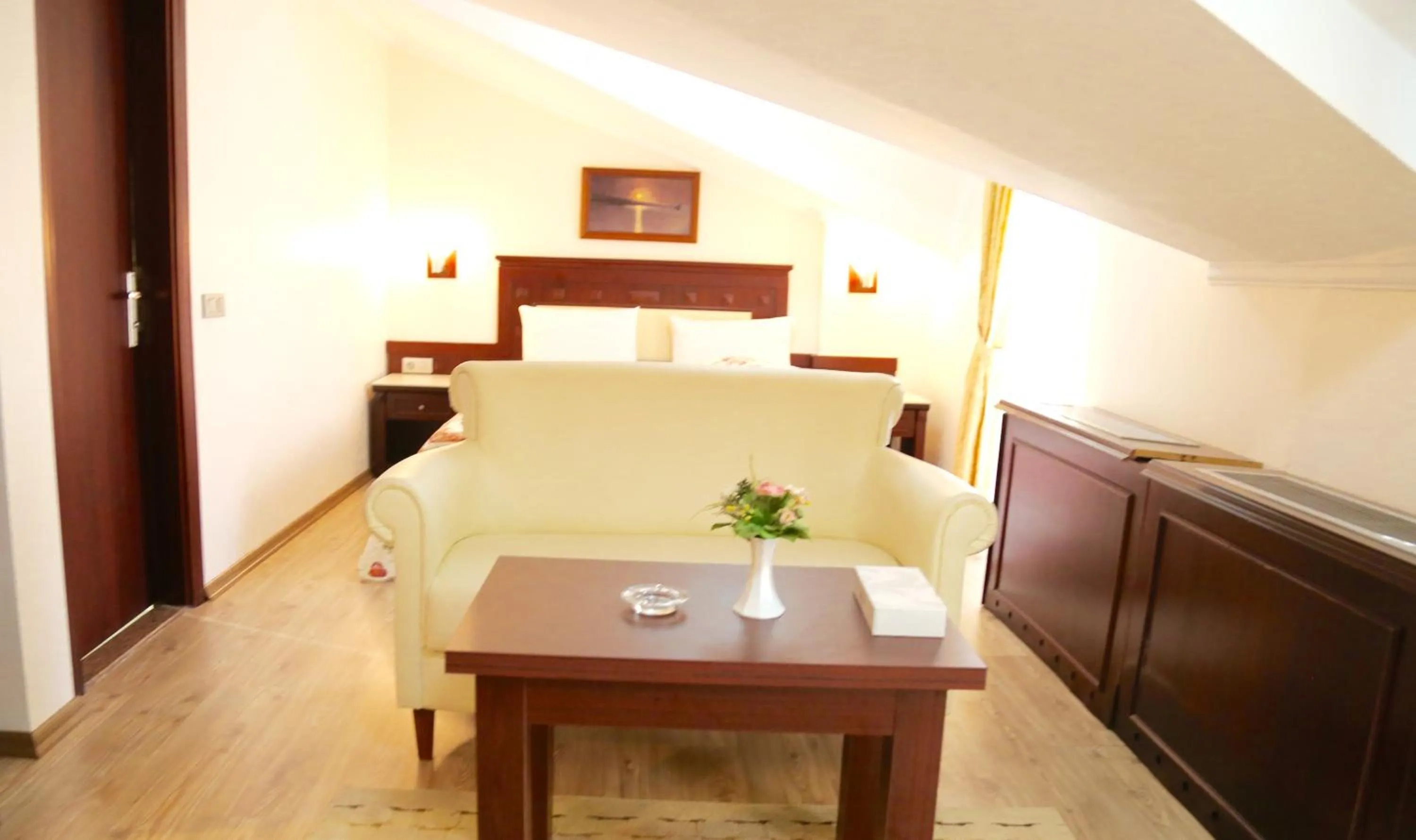 Seating area, Bed in Kumburgaz Blue World Hotel