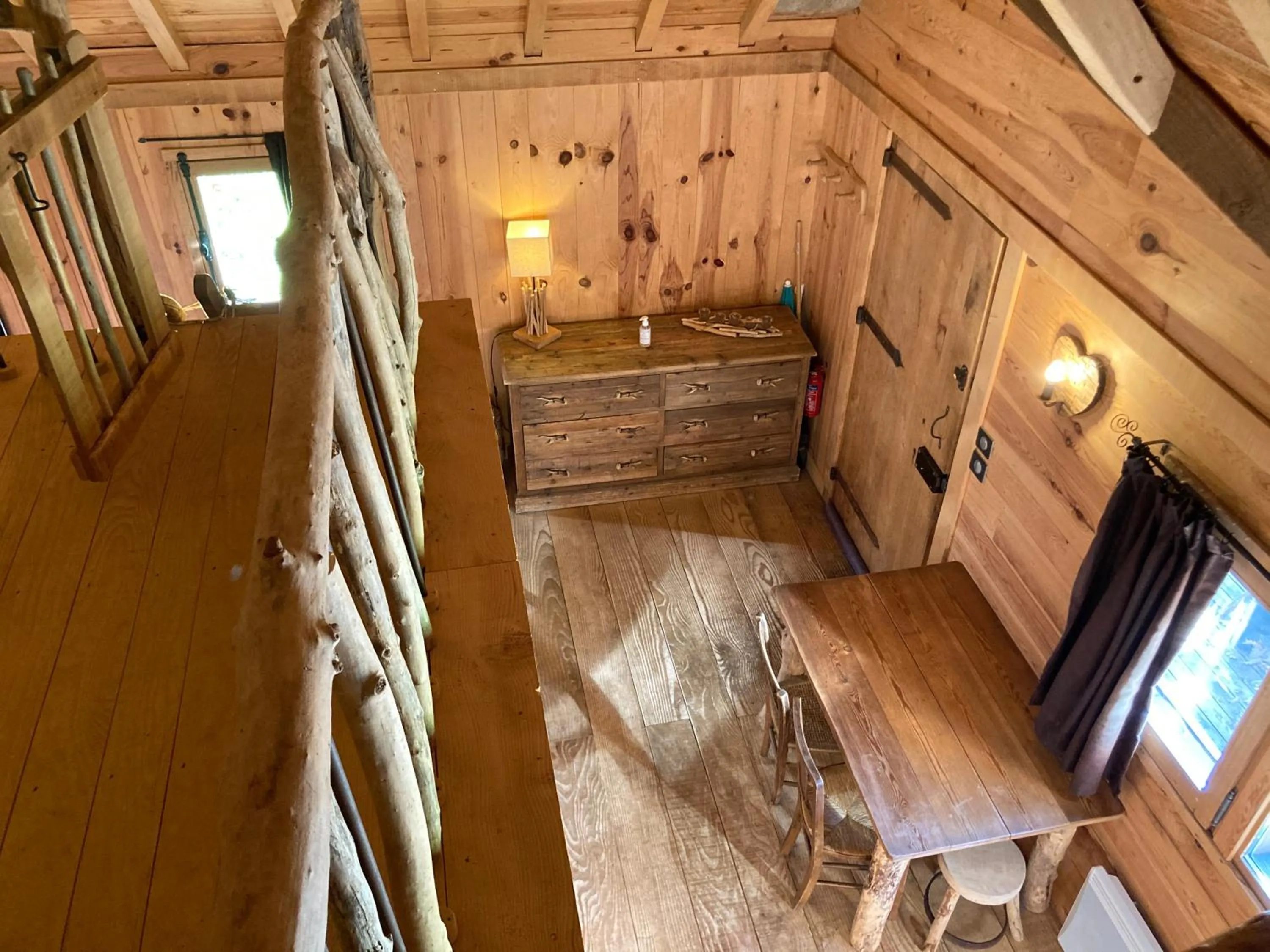 Dining area in Domaine de Campras B&B