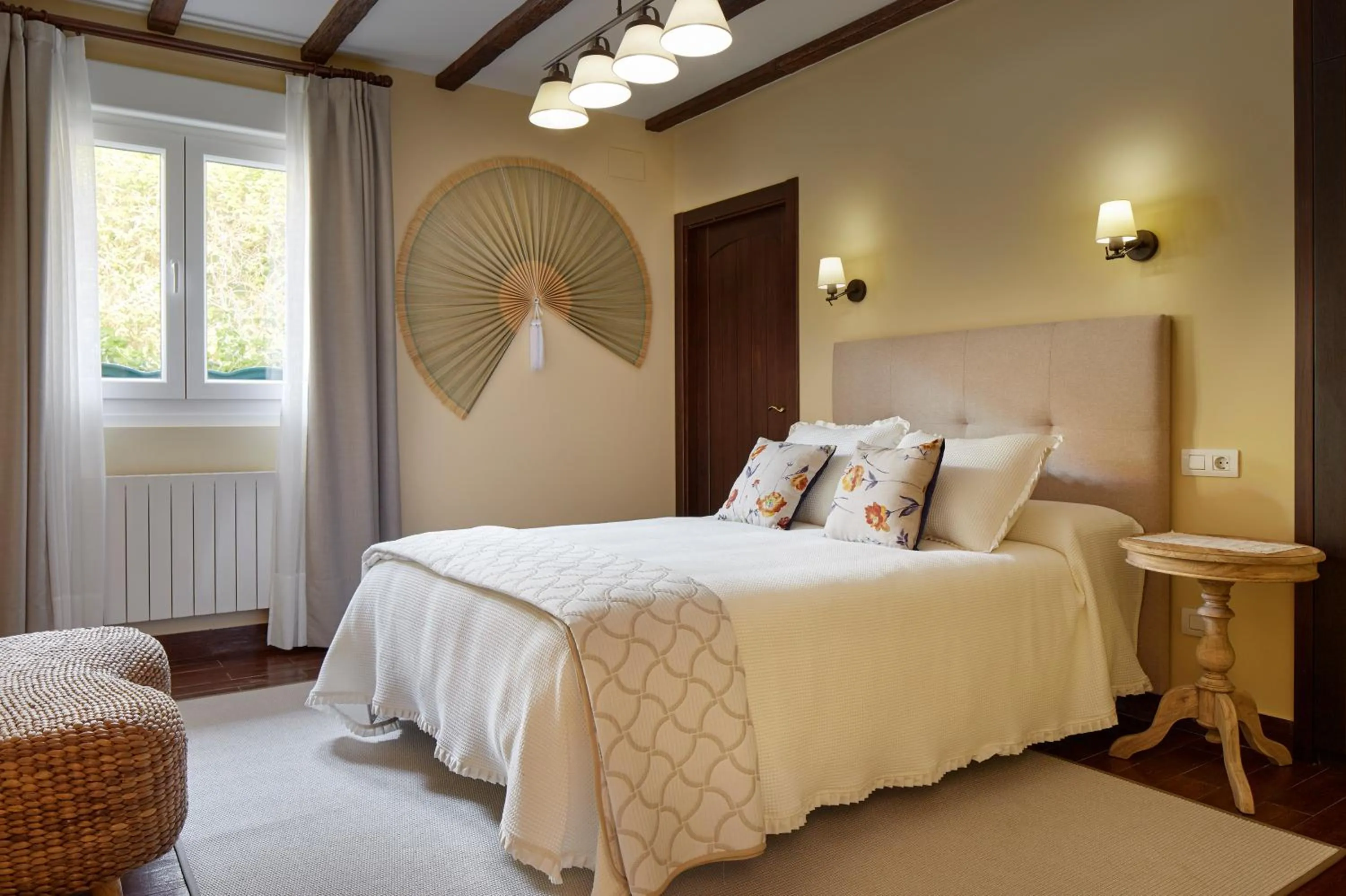 Bedroom, Bed in Hotel Txoriene - Arrieta - HBI01298