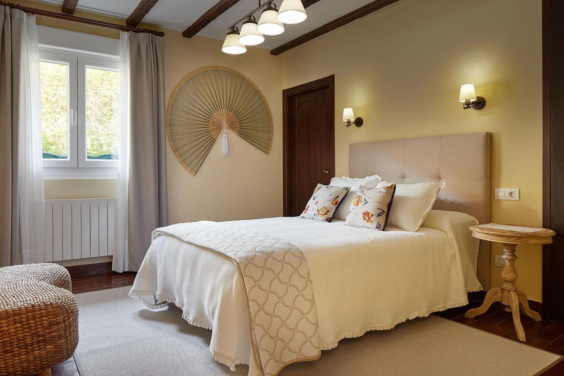 Bedroom, Bed in Hotel Txoriene - Arrieta - HBI01298