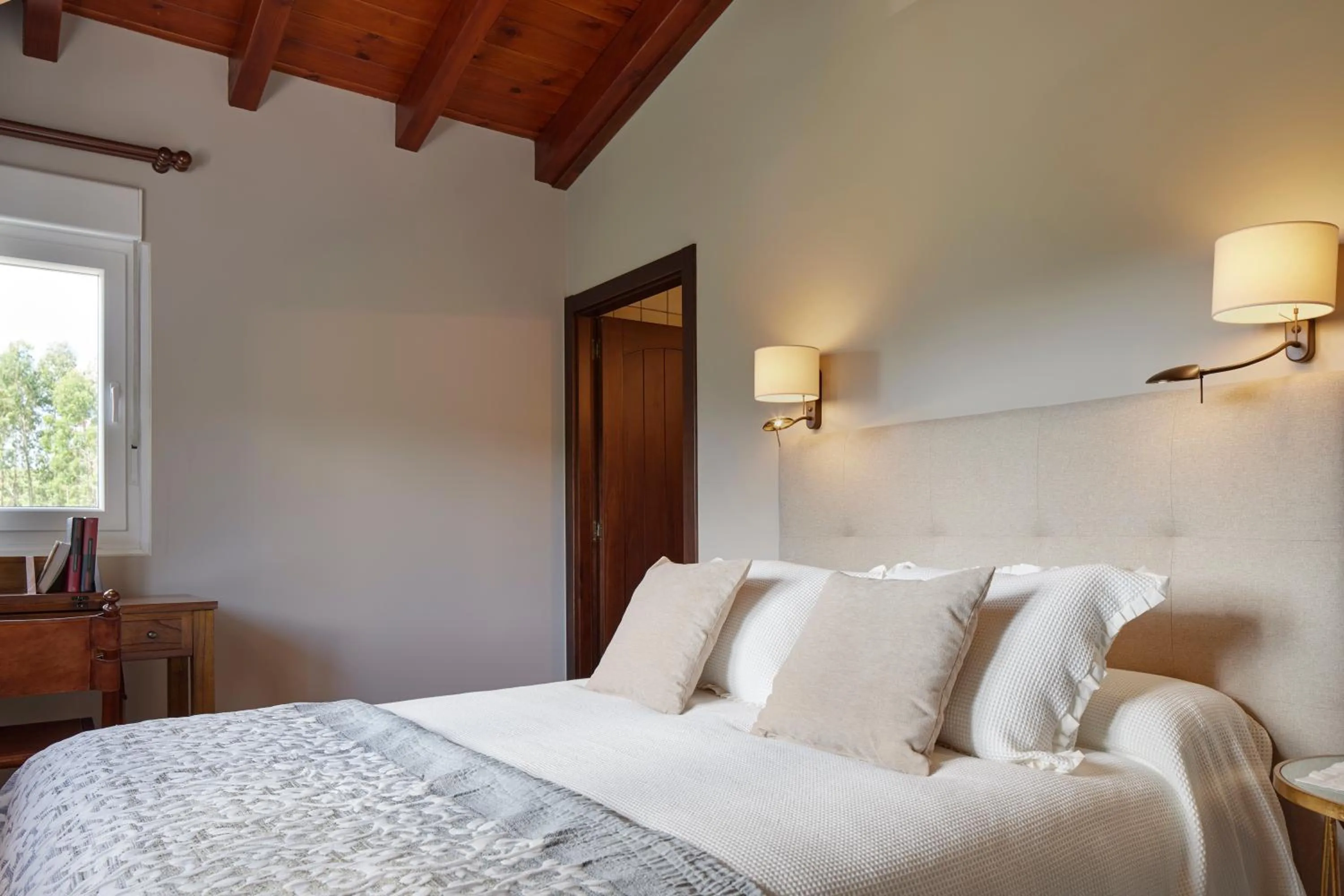 Bedroom, Bed in Hotel Txoriene - Arrieta - HBI01298