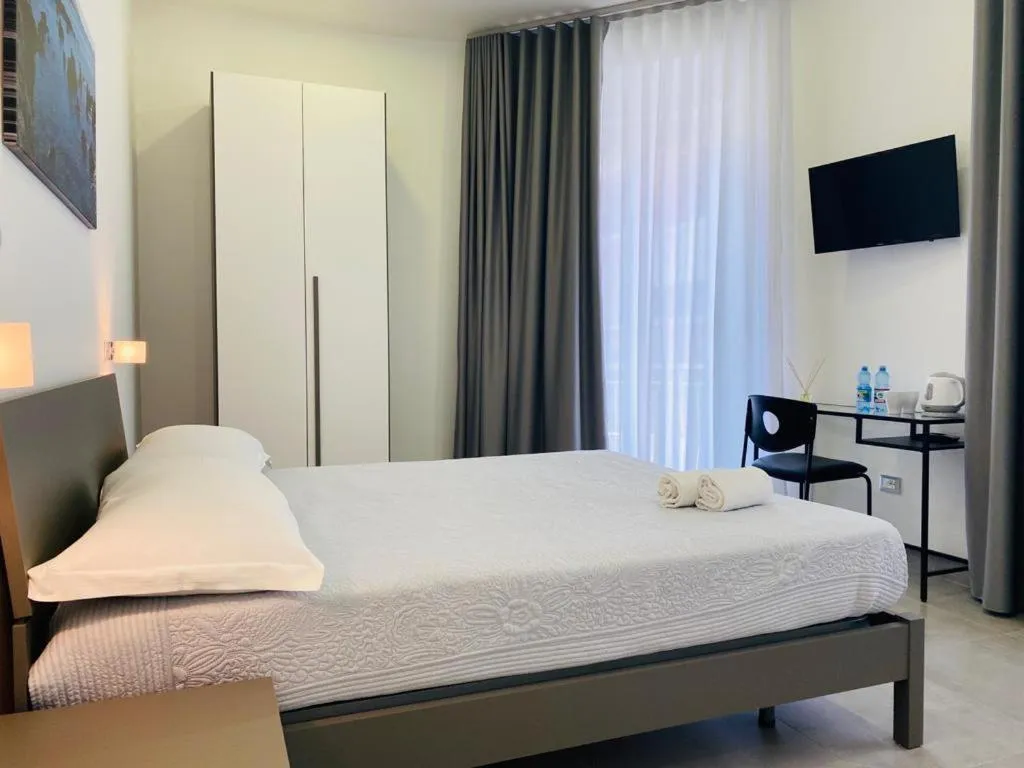 Bed in InCentroScalea B&B