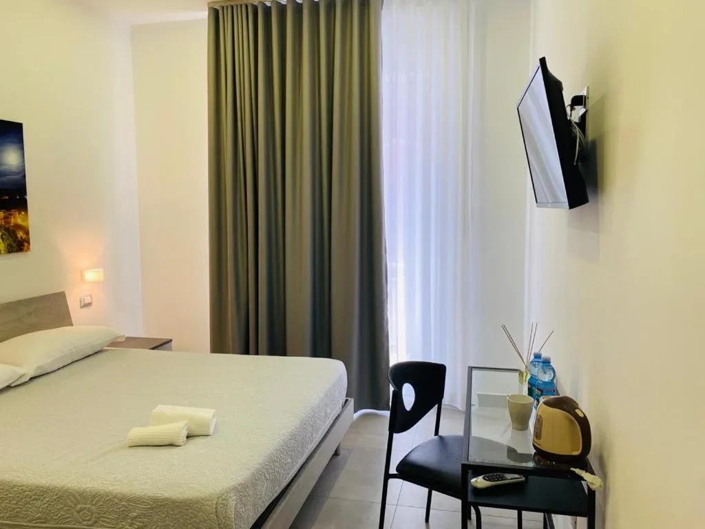 Bed in InCentroScalea B&B