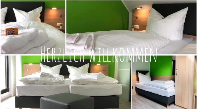 Photo of the whole room, Bed in Hotel Unter den Linden