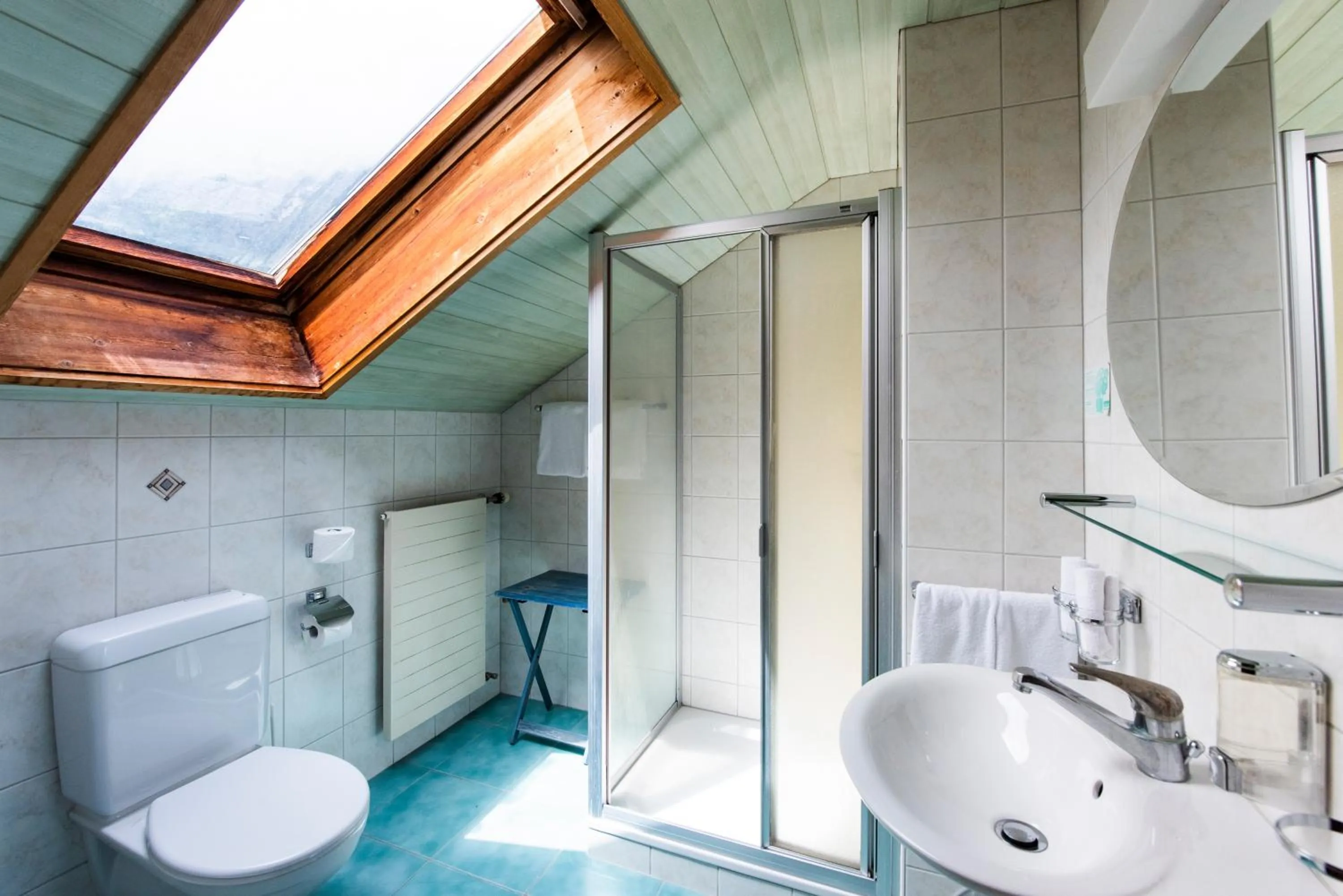 Bathroom in Hotel Brienzerburli