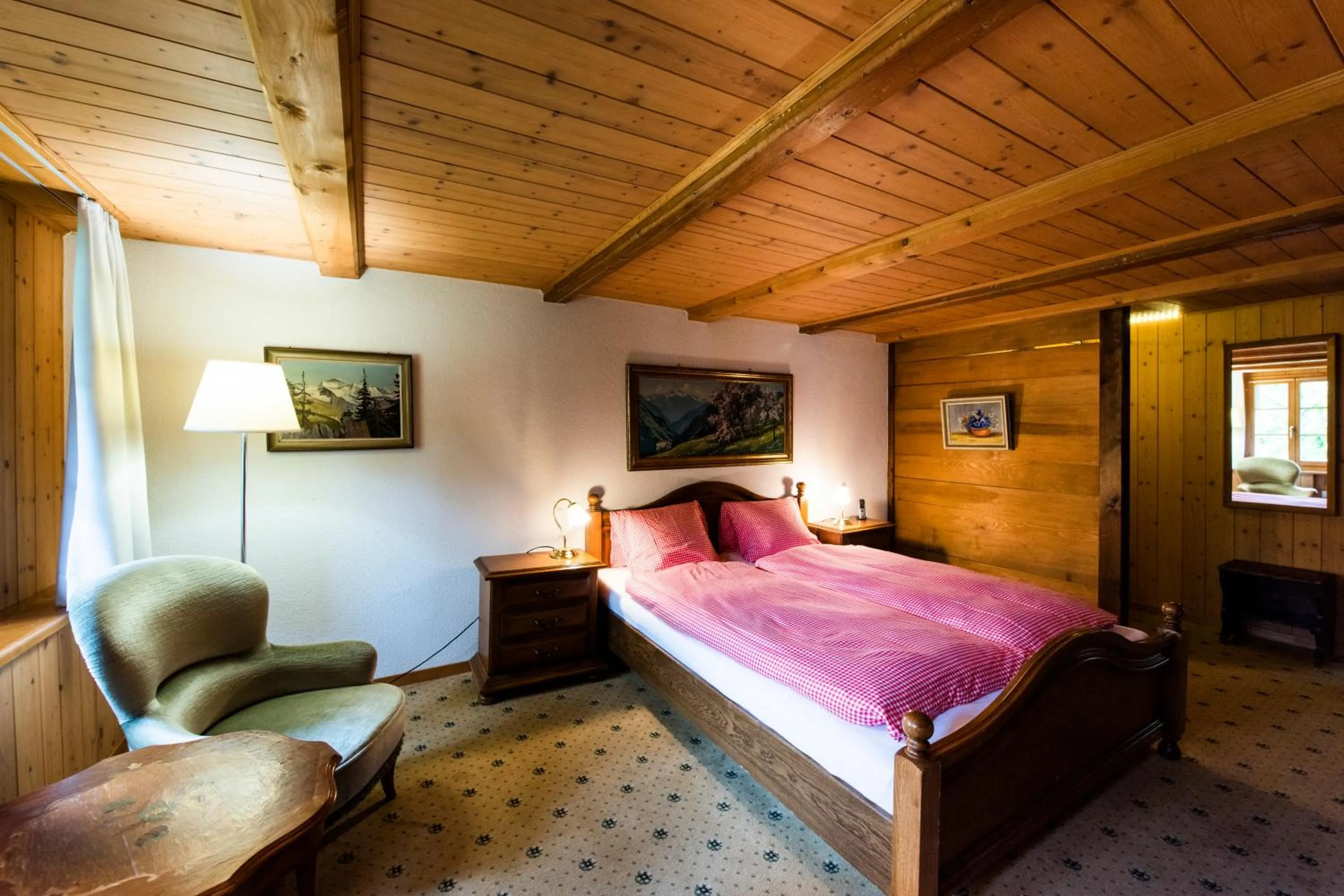 Bed in Hotel Brienzerburli