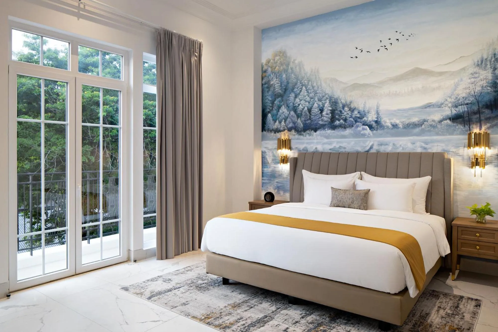 Bed in The Grand Mansion Menteng