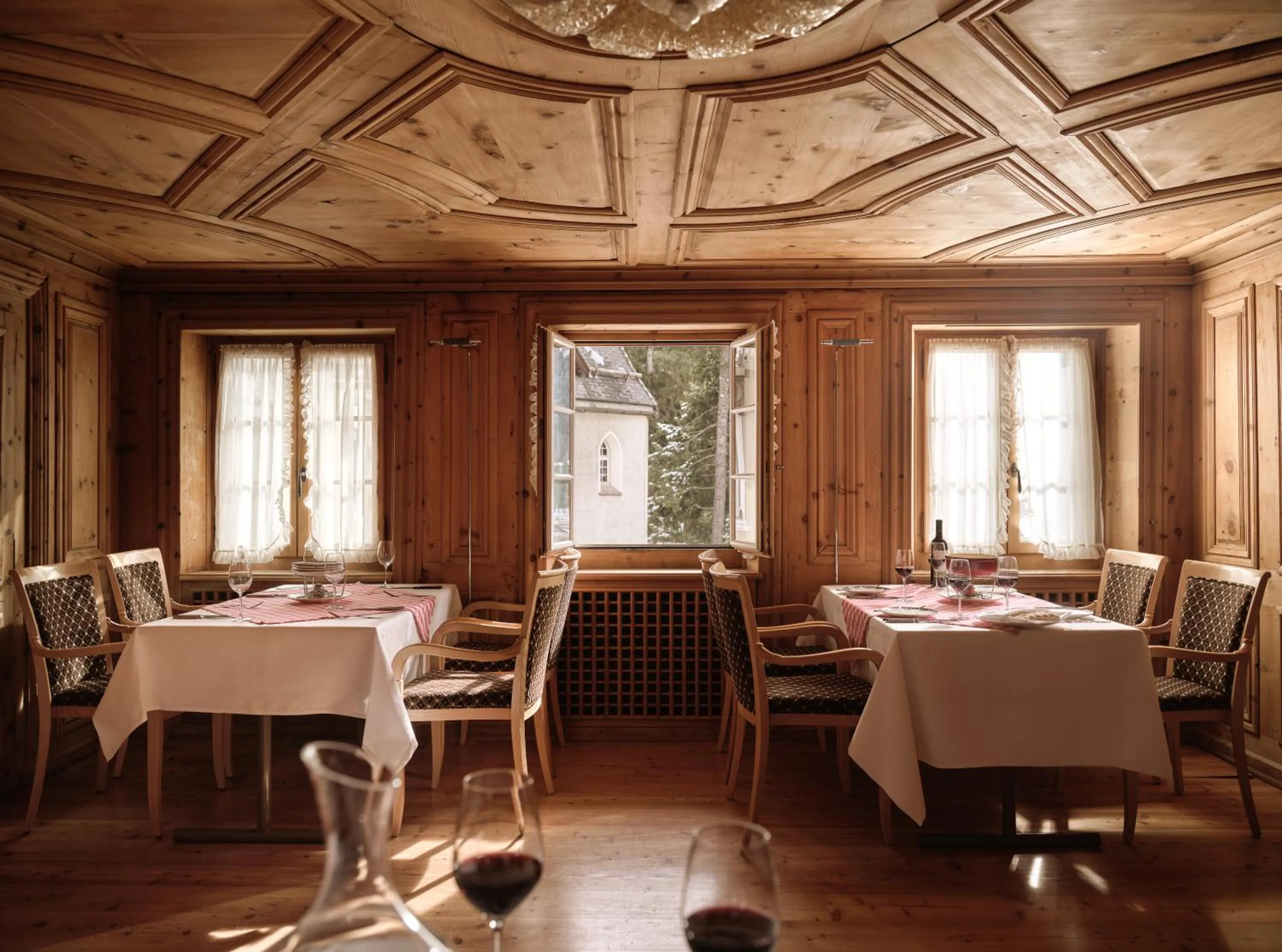 Restaurant/places to eat in Hotel Seehof Davos
