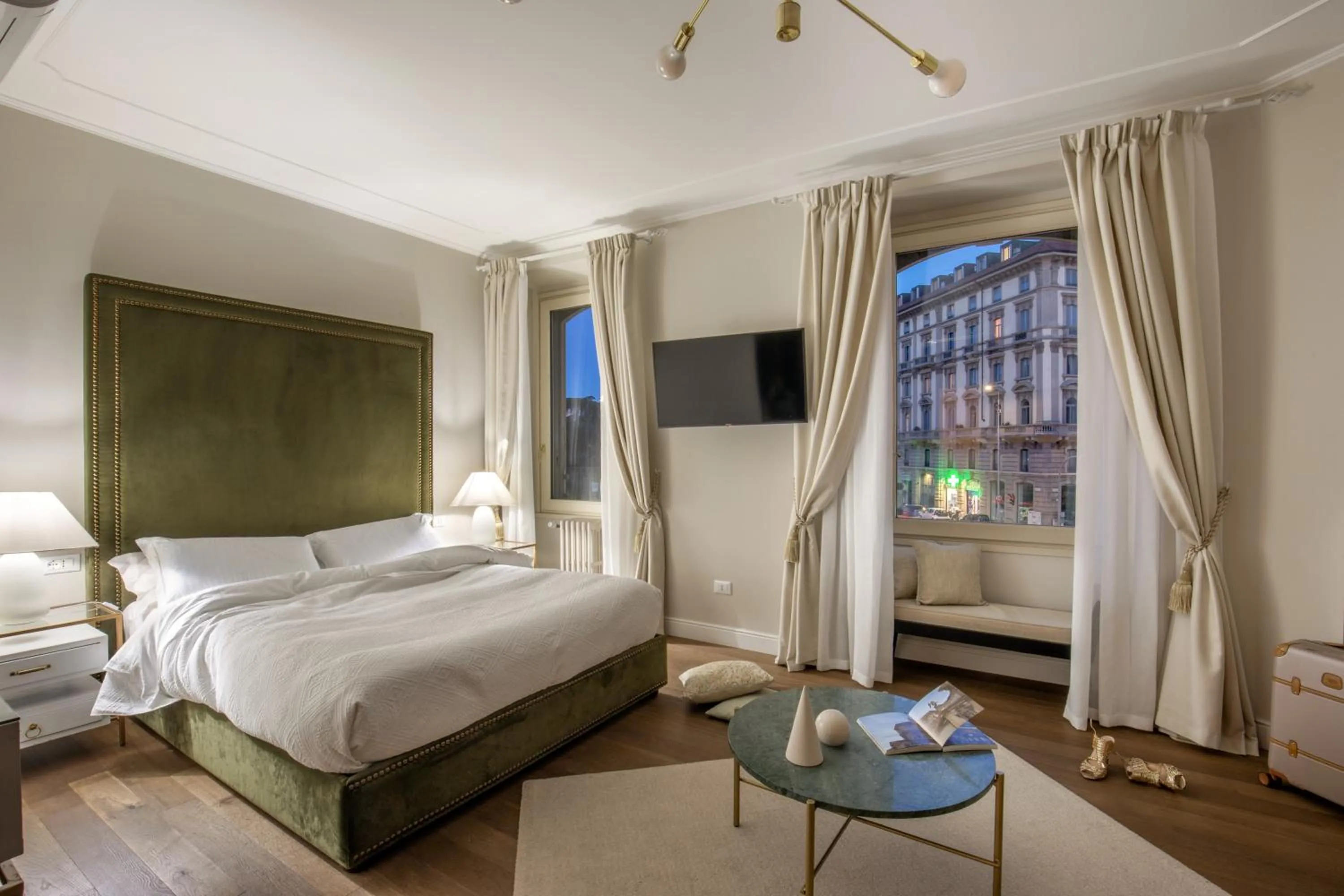 Bedroom, Bed in Daplace - Corso Monforte Suites