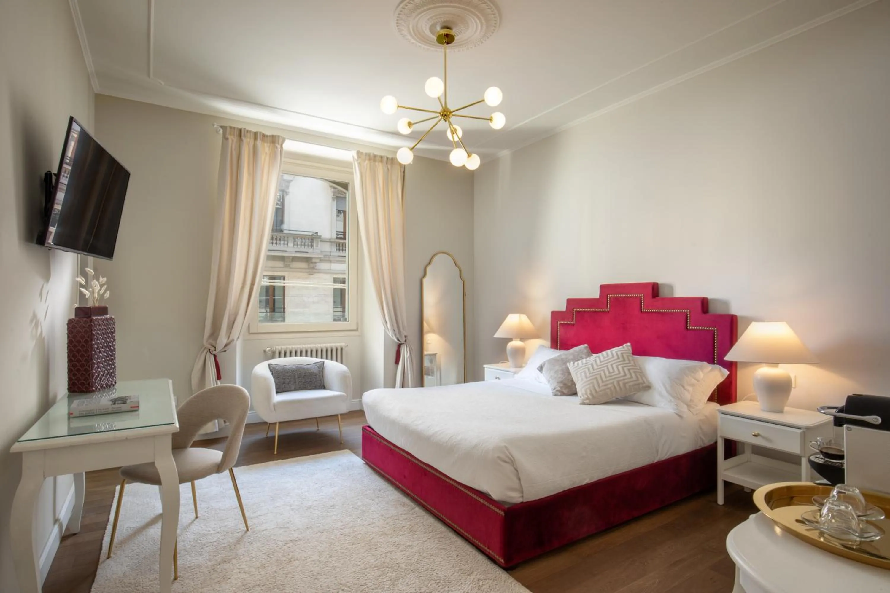 Bedroom, Bed in Daplace - Corso Monforte Suites