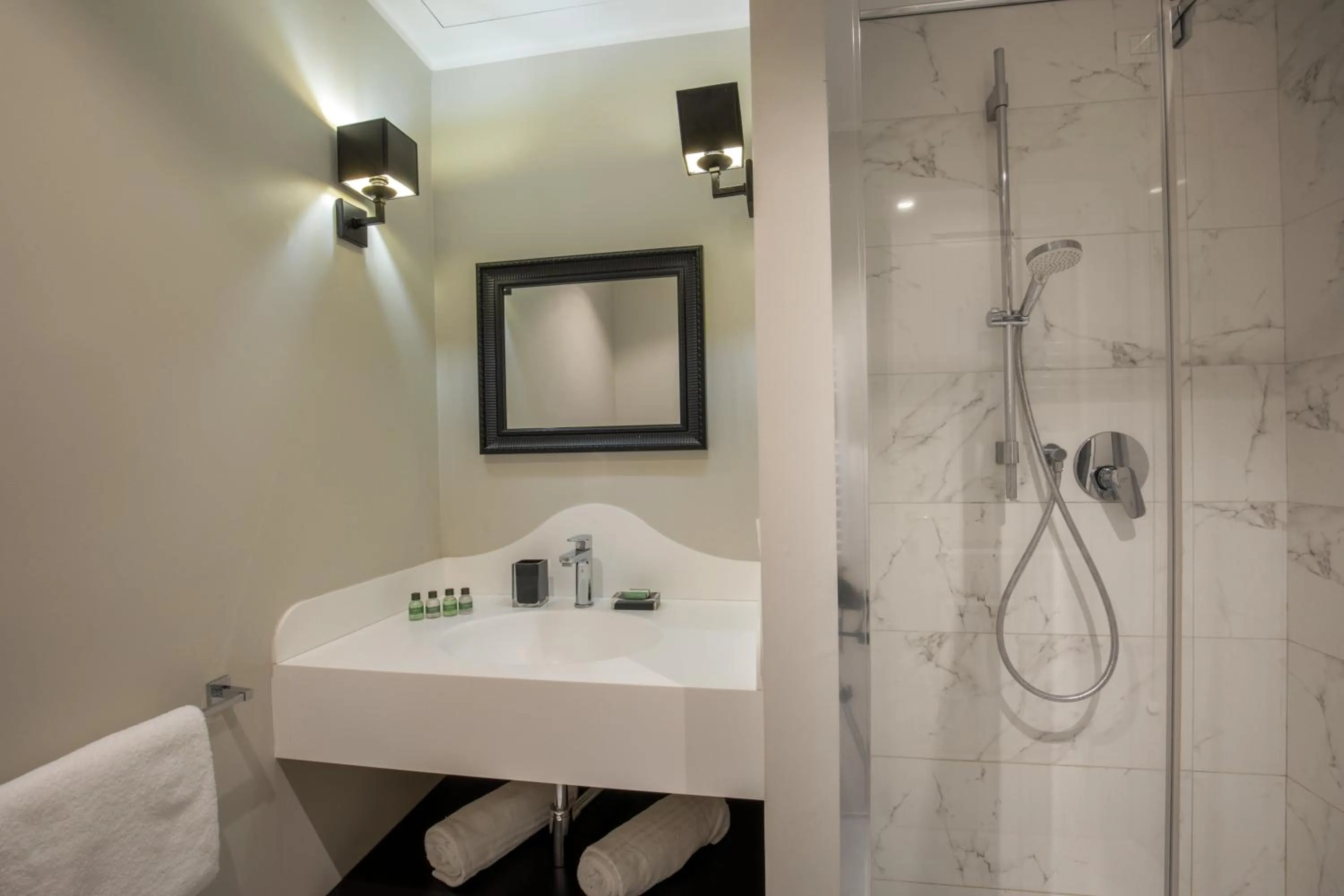 Bathroom in Daplace - Corso Monforte Suites