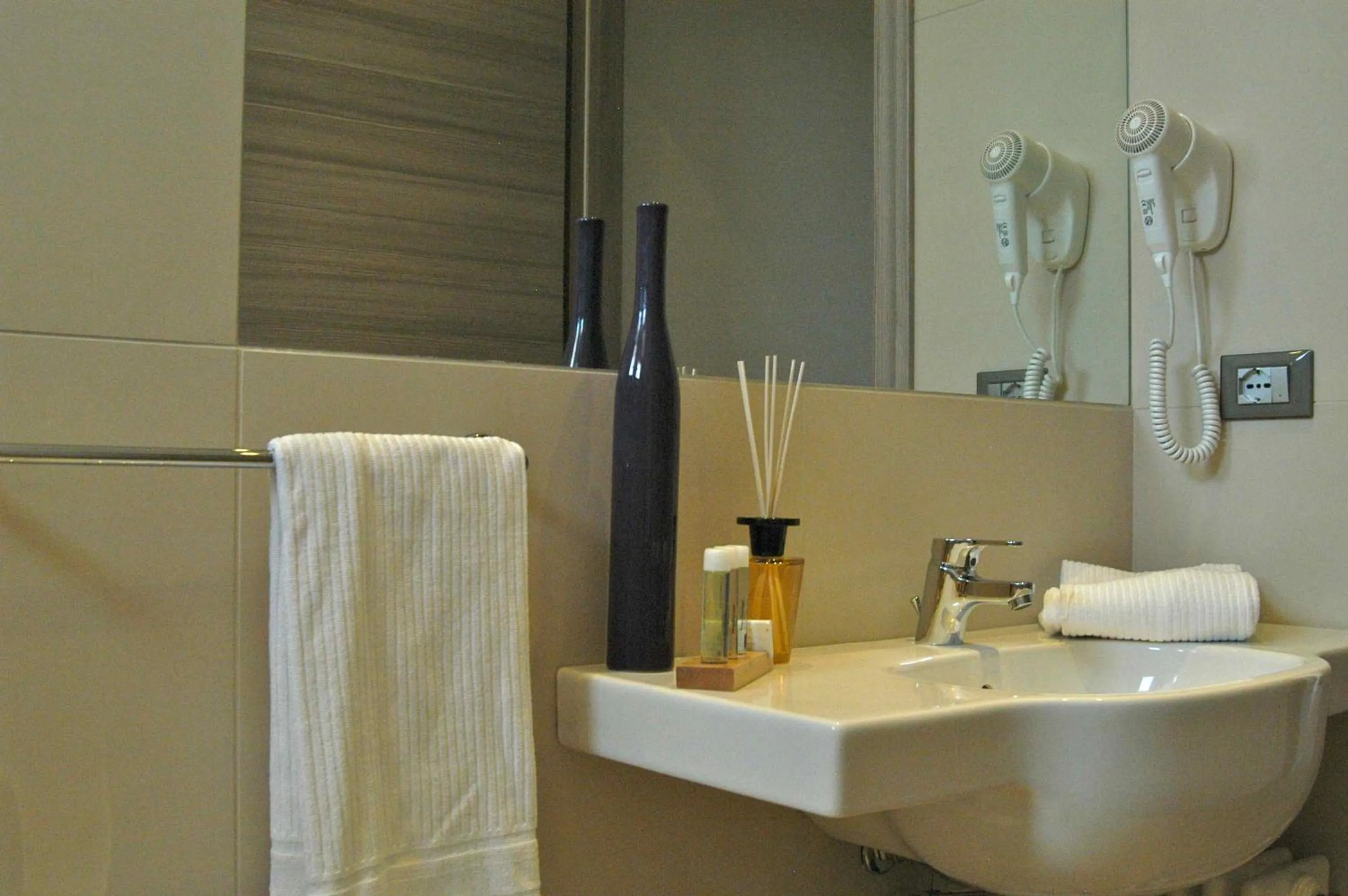 PRADA' Home Eco Suites