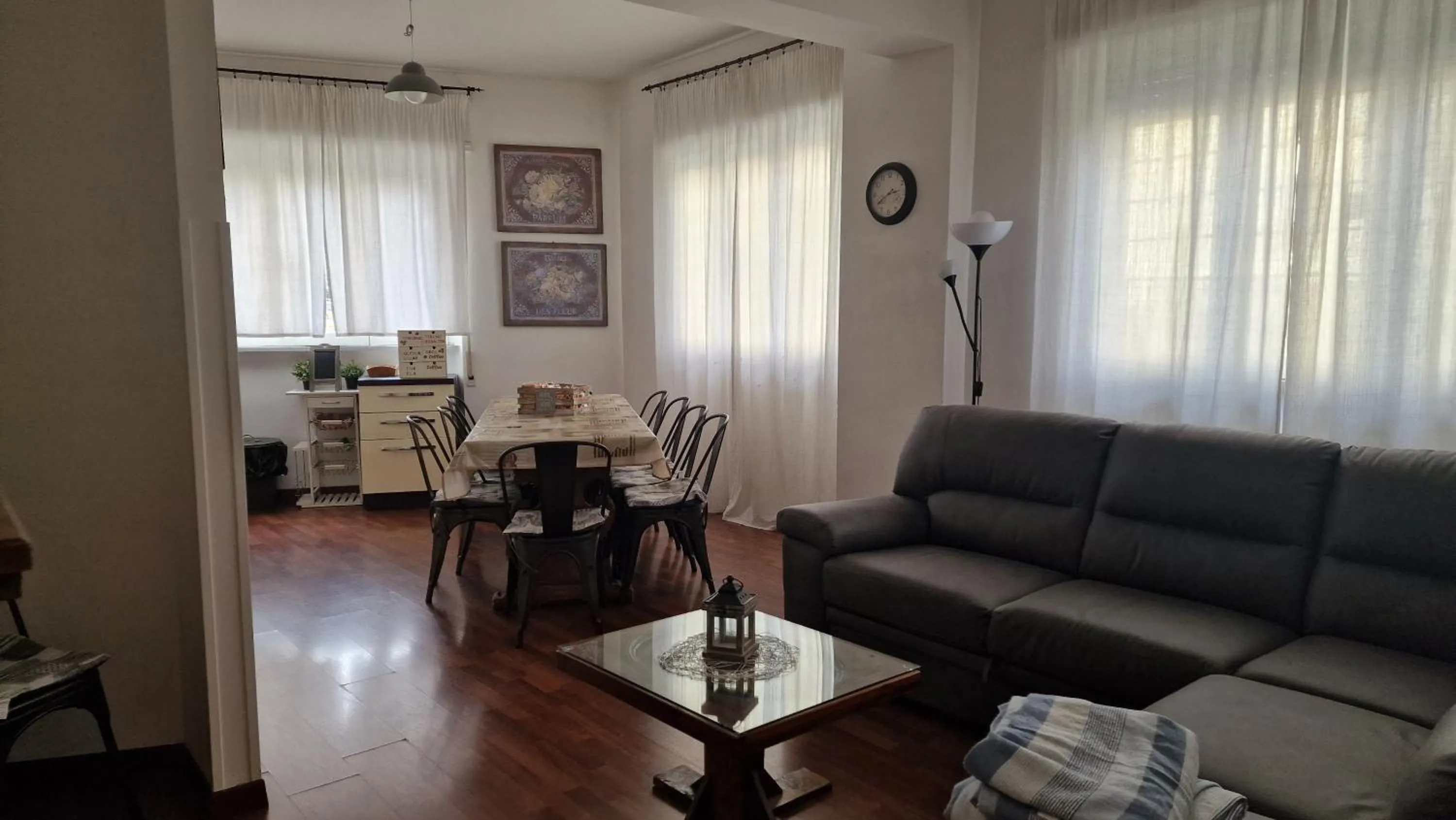 Living room in Saint Peter Vatican City Large Apartment Barbara casa vacanza