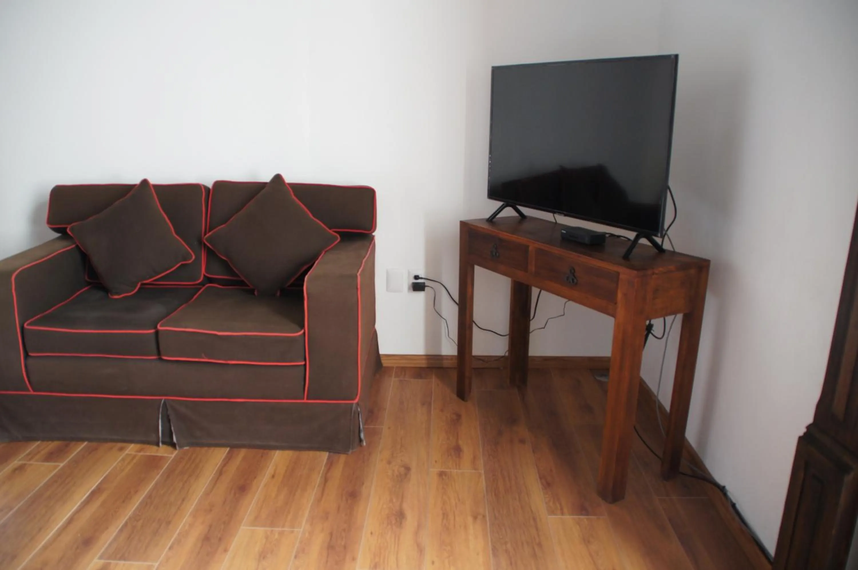 TV and multimedia in Hacienda La Noria Culture Boutique by Rotamundos