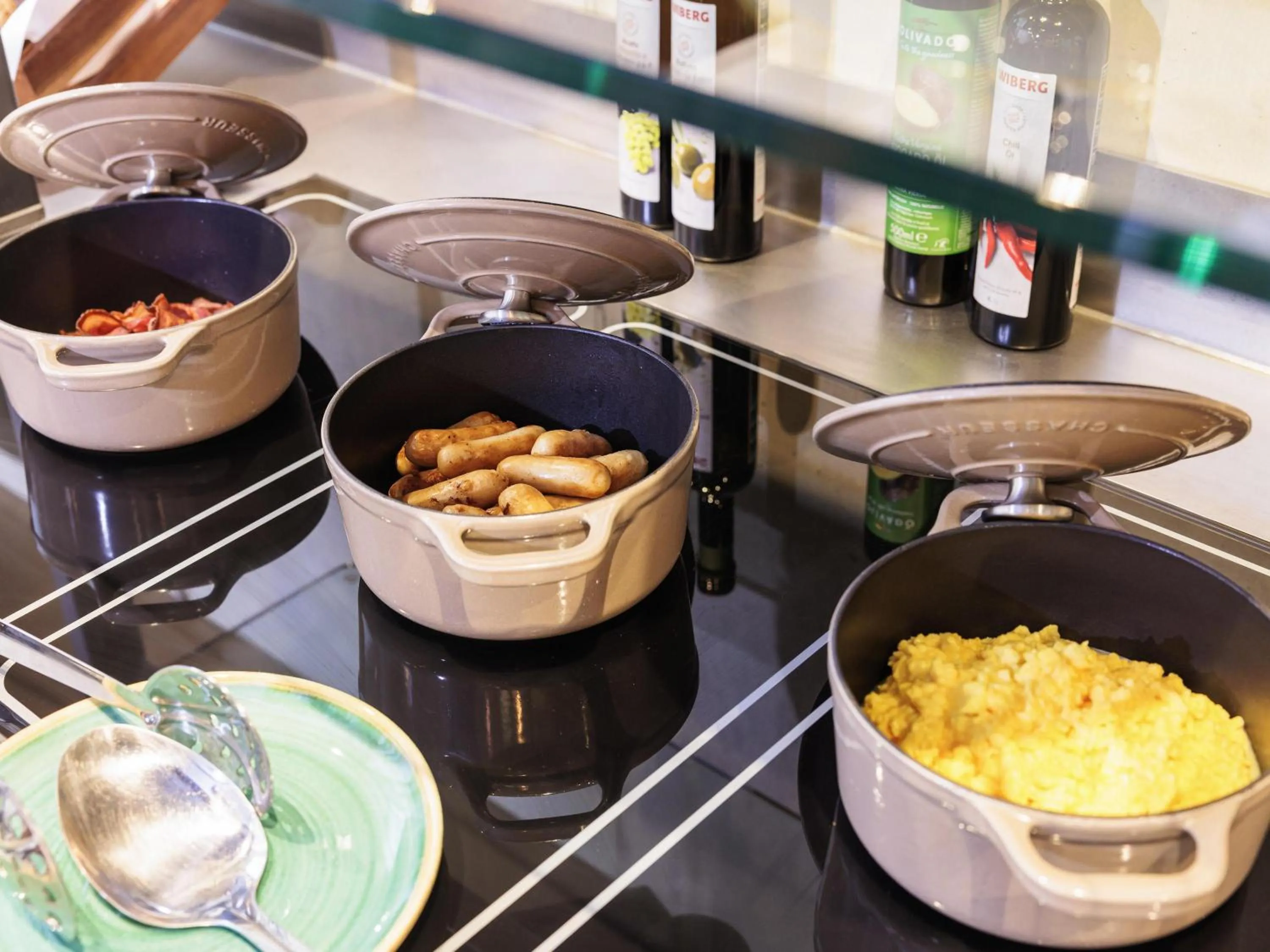 Breakfast in ibis Styles Bern City