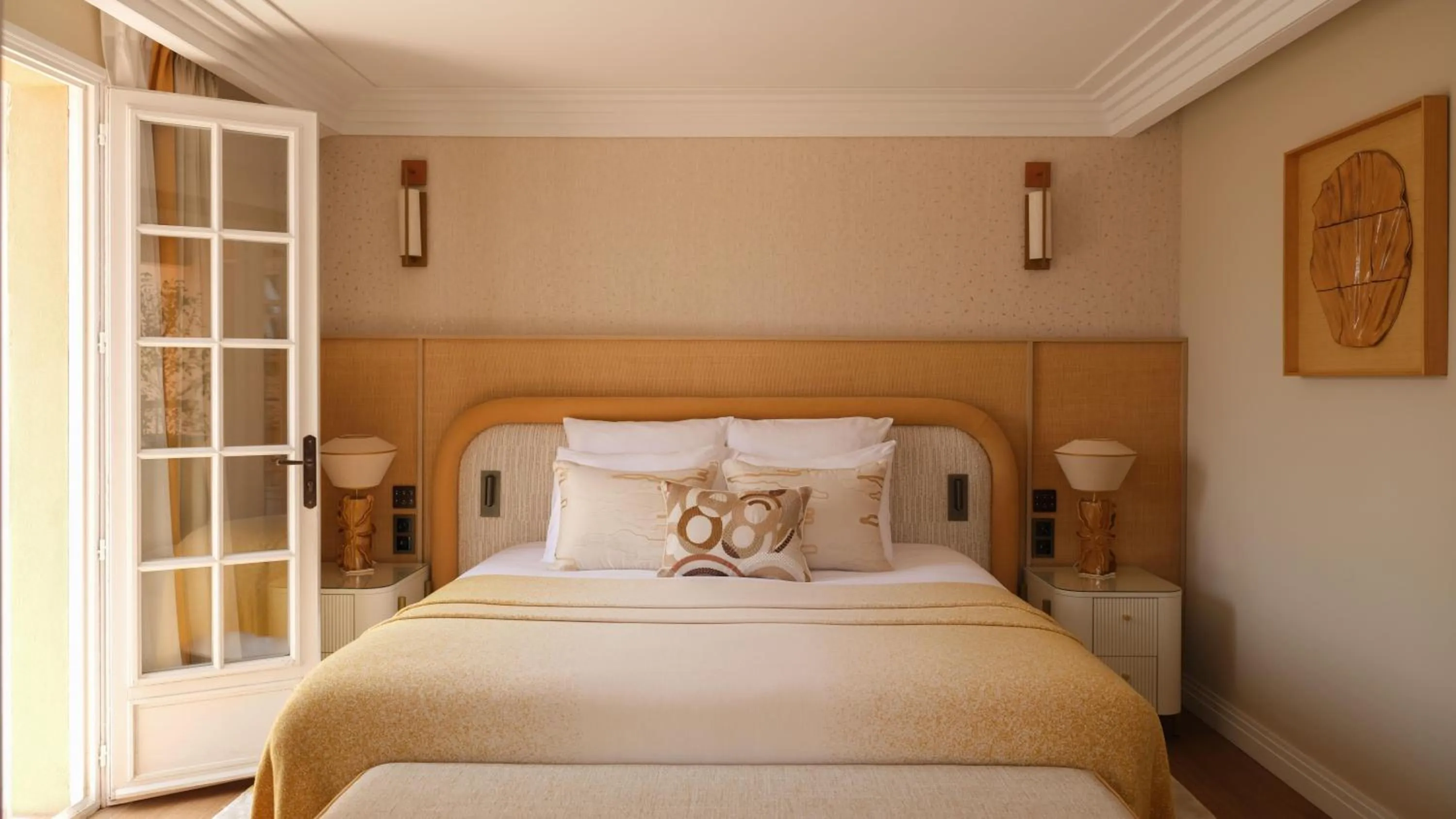 Photo of the whole room, Bed in Villa Miraé by Inwood Hotels - Cap d'Antibes