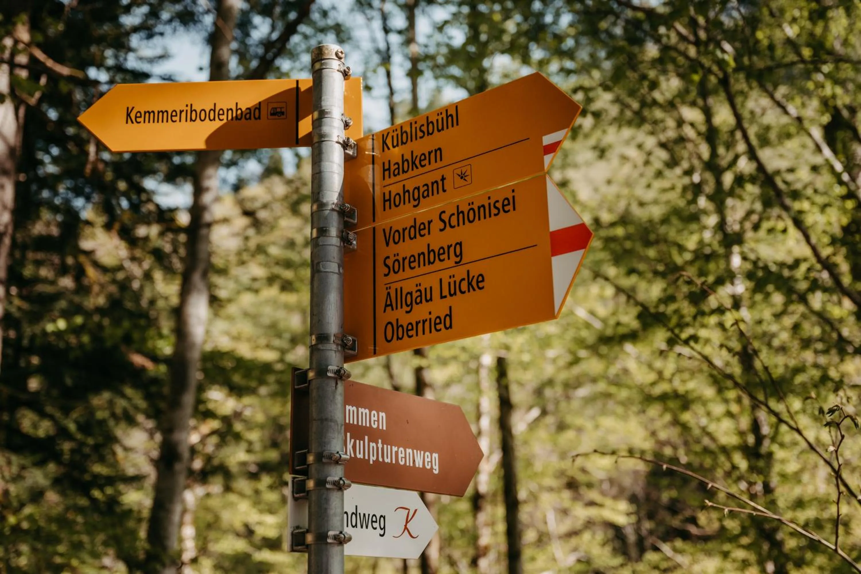 Hiking in Hotel Kemmeriboden-Bad AG