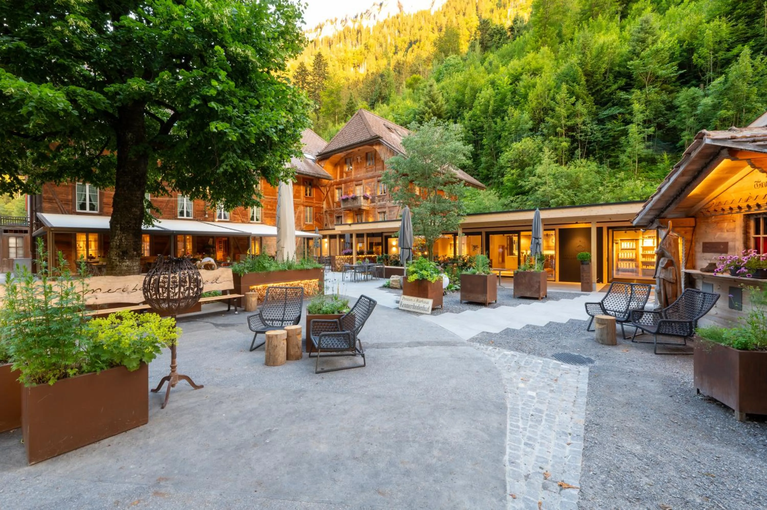 Property building in Hotel Kemmeriboden-Bad AG