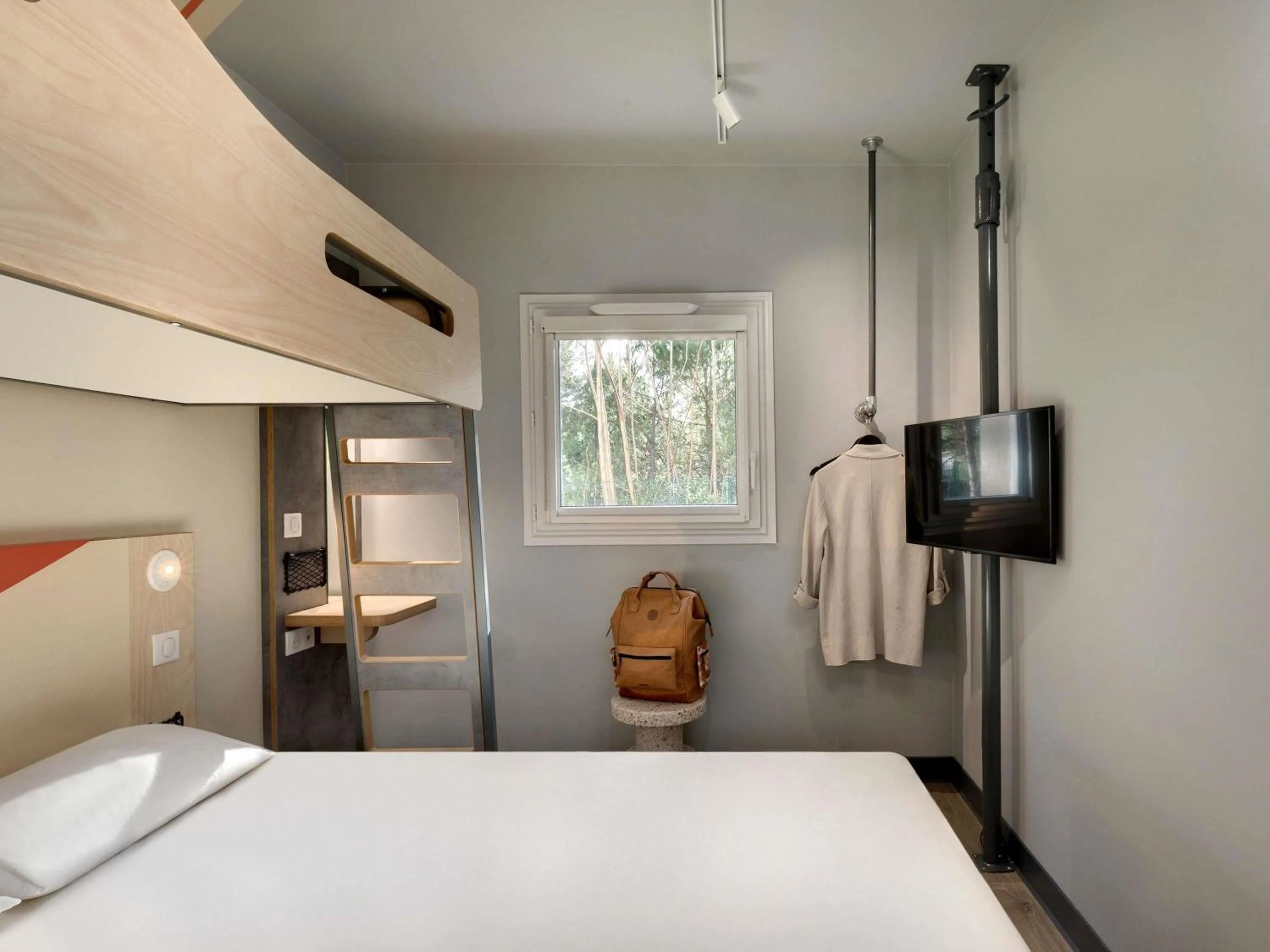 Bedroom, Bed in Hotel Ibis Budget Montpellier Centre Millenaire -