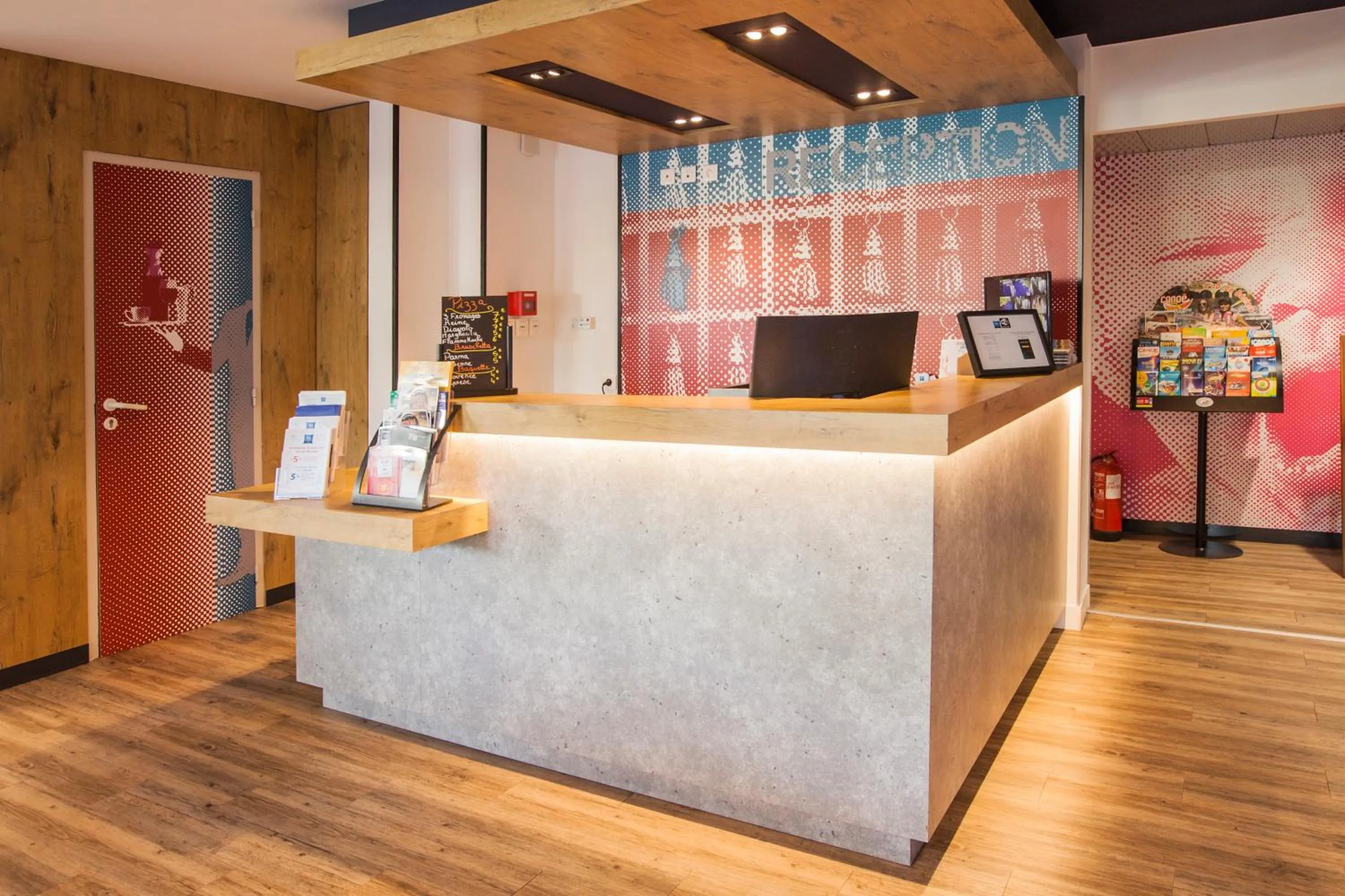 Lobby or reception in Hotel Ibis Budget Montpellier Centre Millenaire -