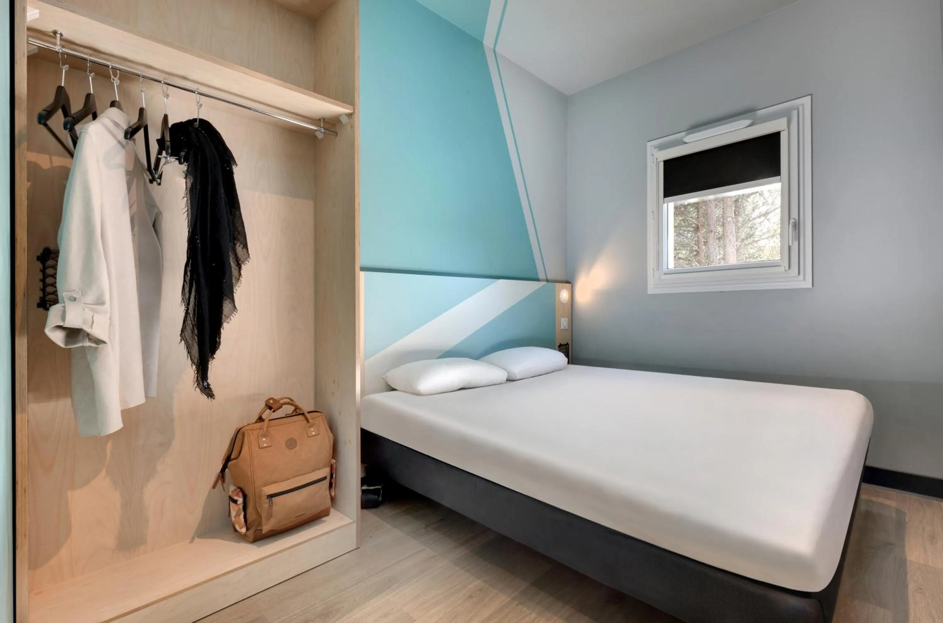 Photo of the whole room, Bed in Hotel Ibis Budget Montpellier Centre Millenaire -