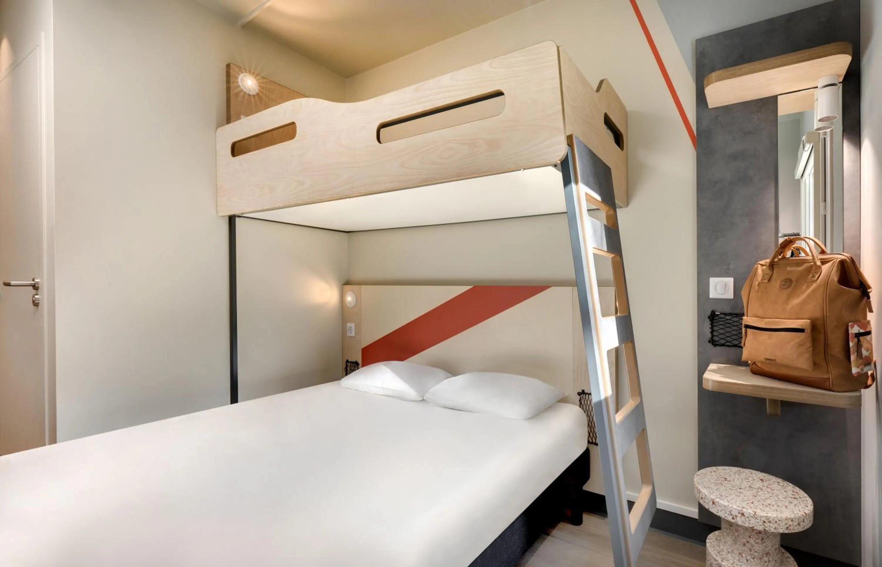 Photo of the whole room, Bed in Hotel Ibis Budget Montpellier Centre Millenaire -