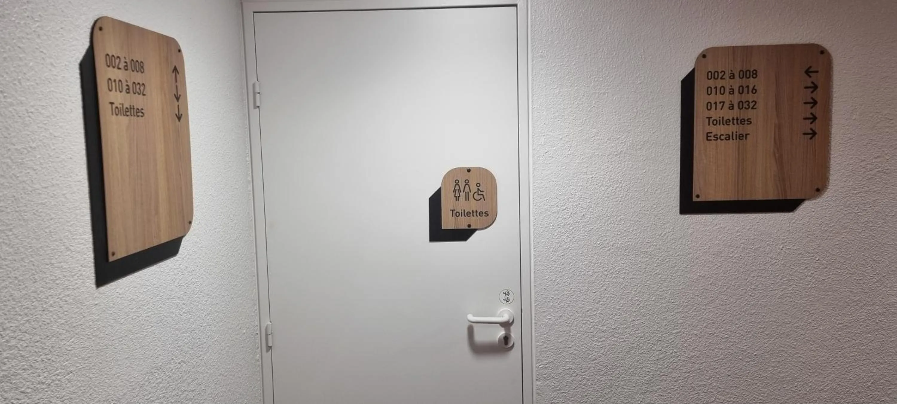 Property building in B&B HOTEL Cannes Mouans Sartoux