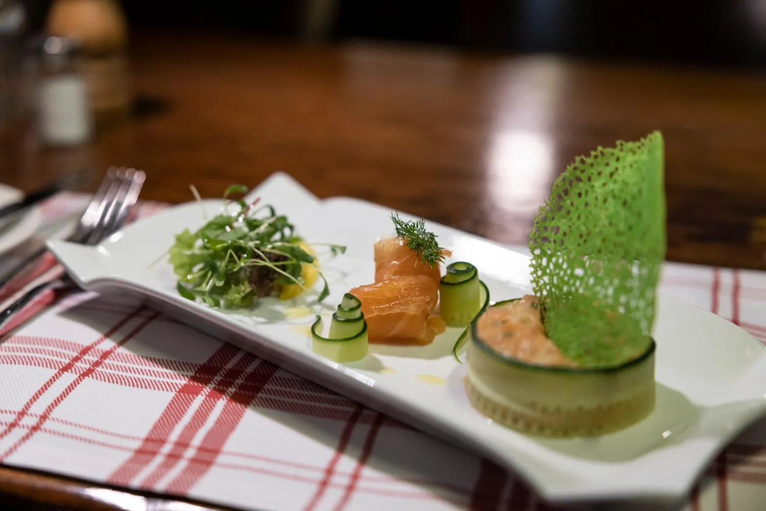 Restaurant/places to eat in Swiss-Chalet Merlischachen - Historik Chalet-Hotel Lodge