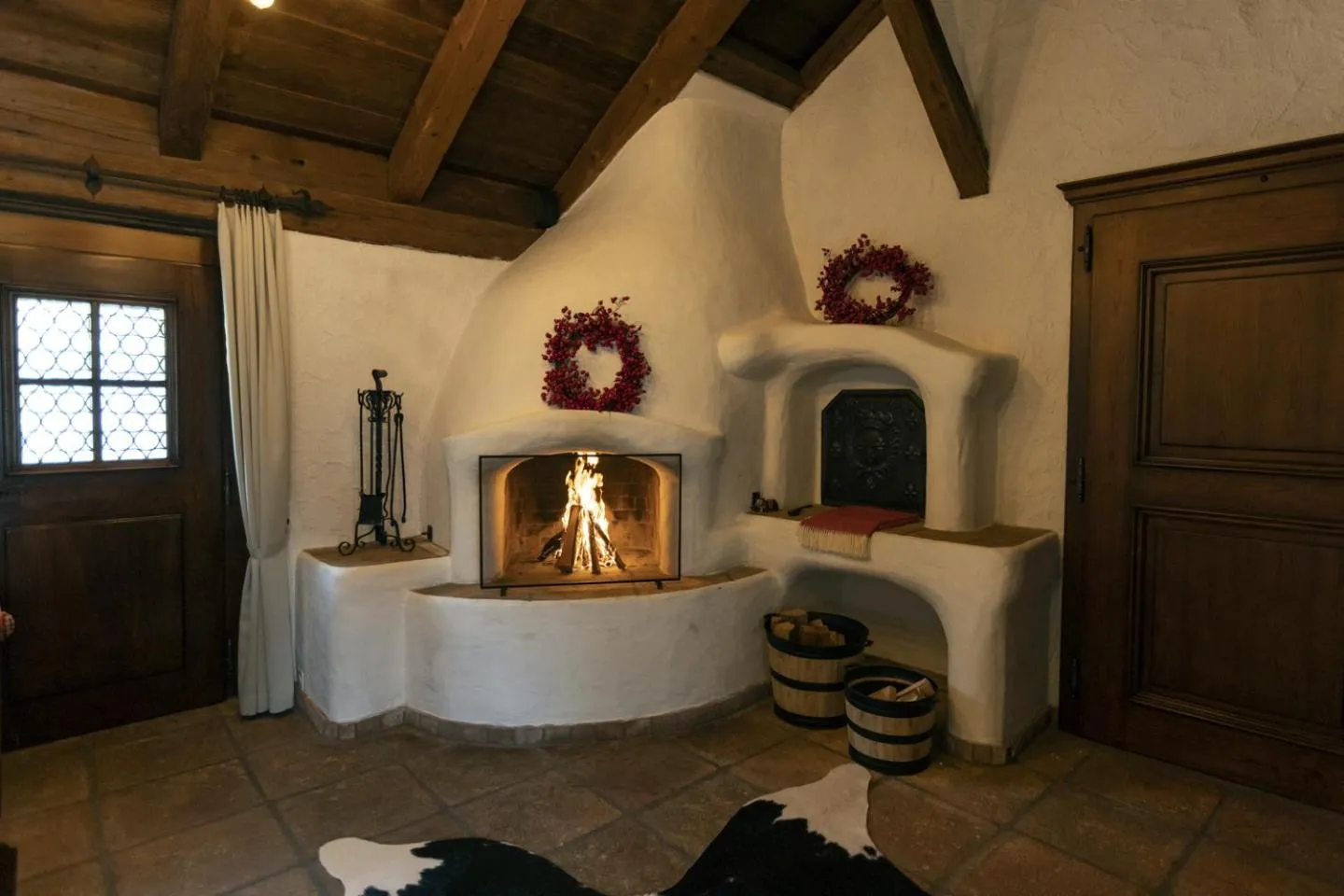 flat iron in Swiss-Chalet Merlischachen - Historik Chalet-Hotel Lodge