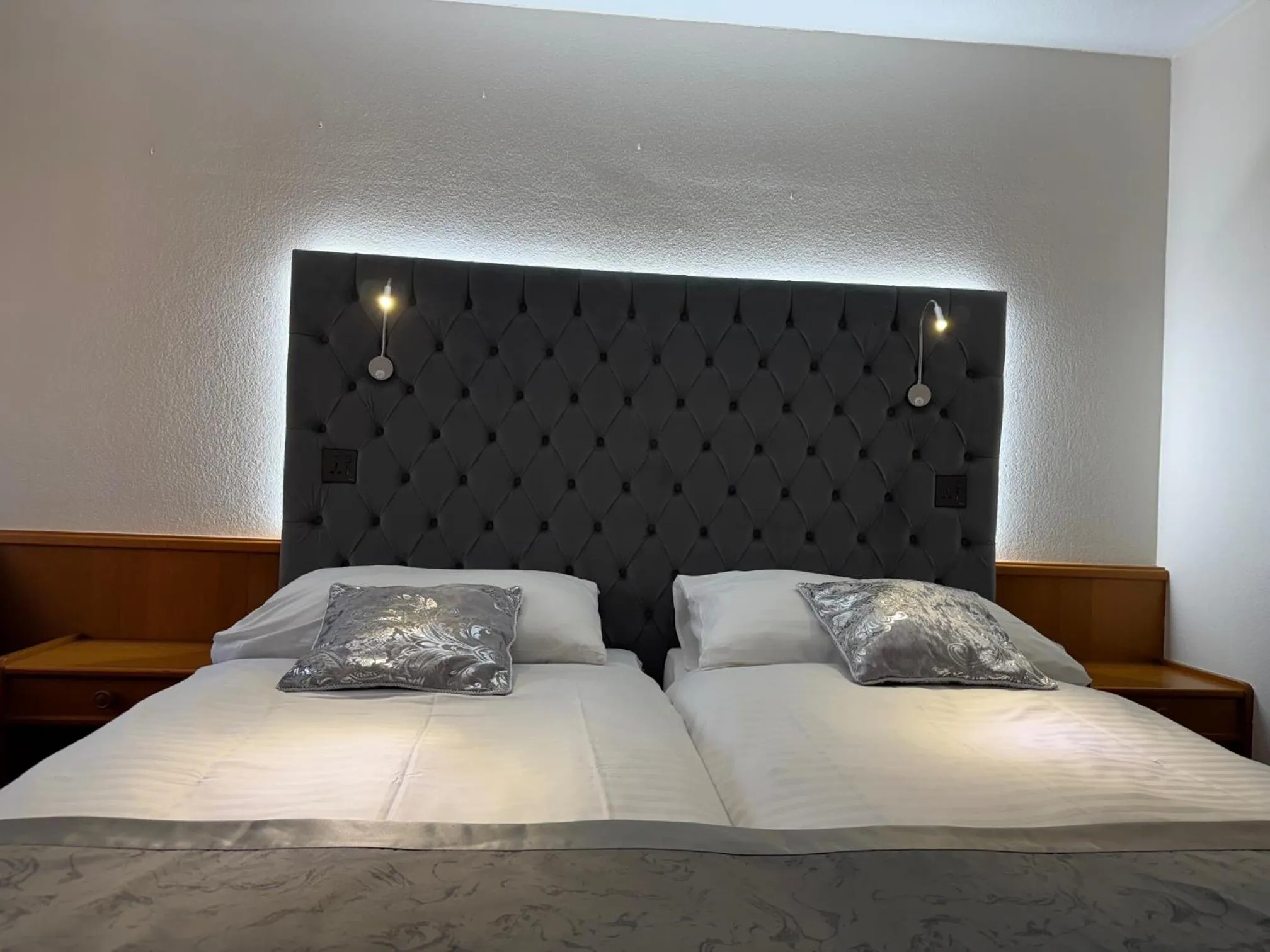 Bed in Hôtel des Trois Rois