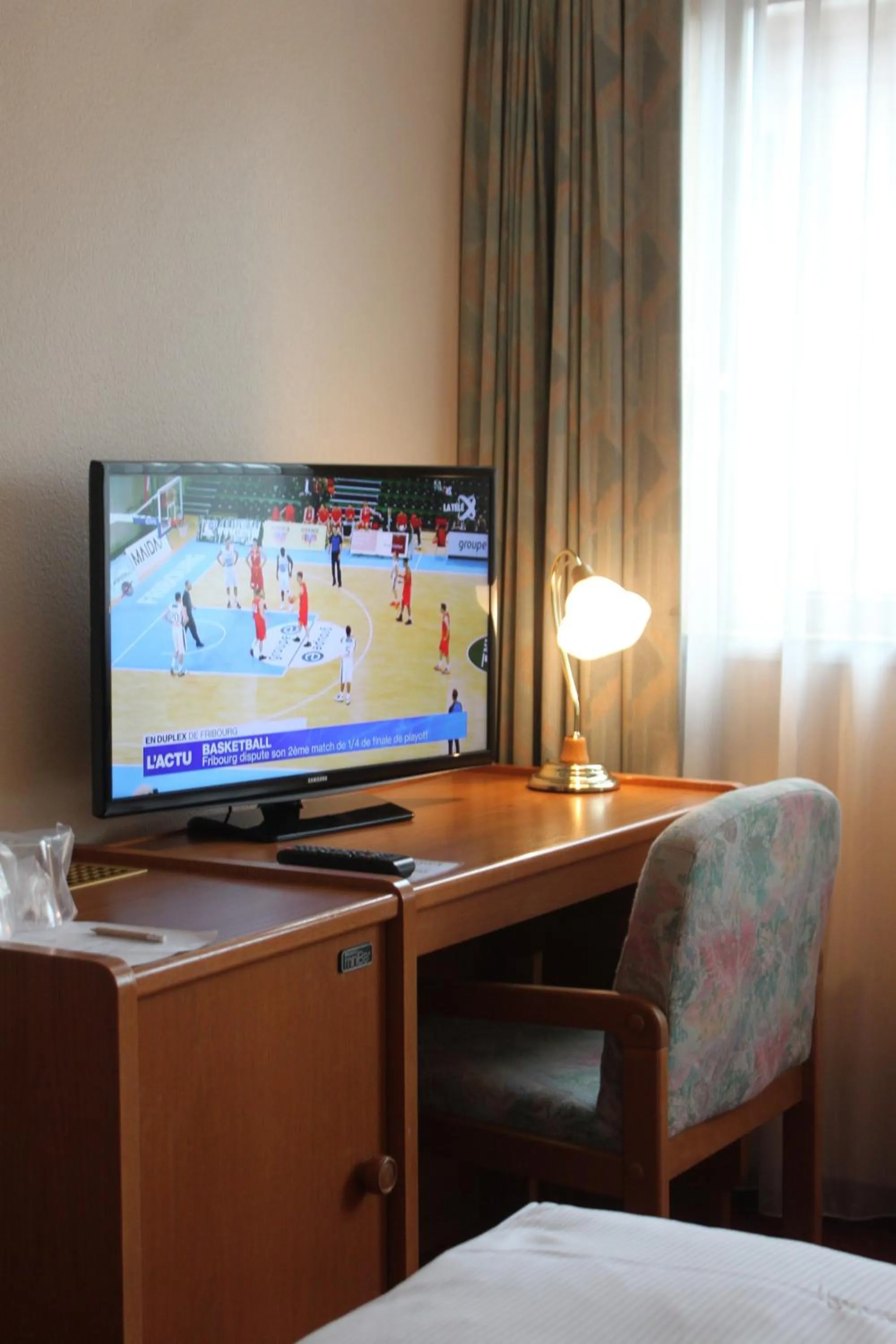 TV and multimedia in Hôtel des Trois Rois