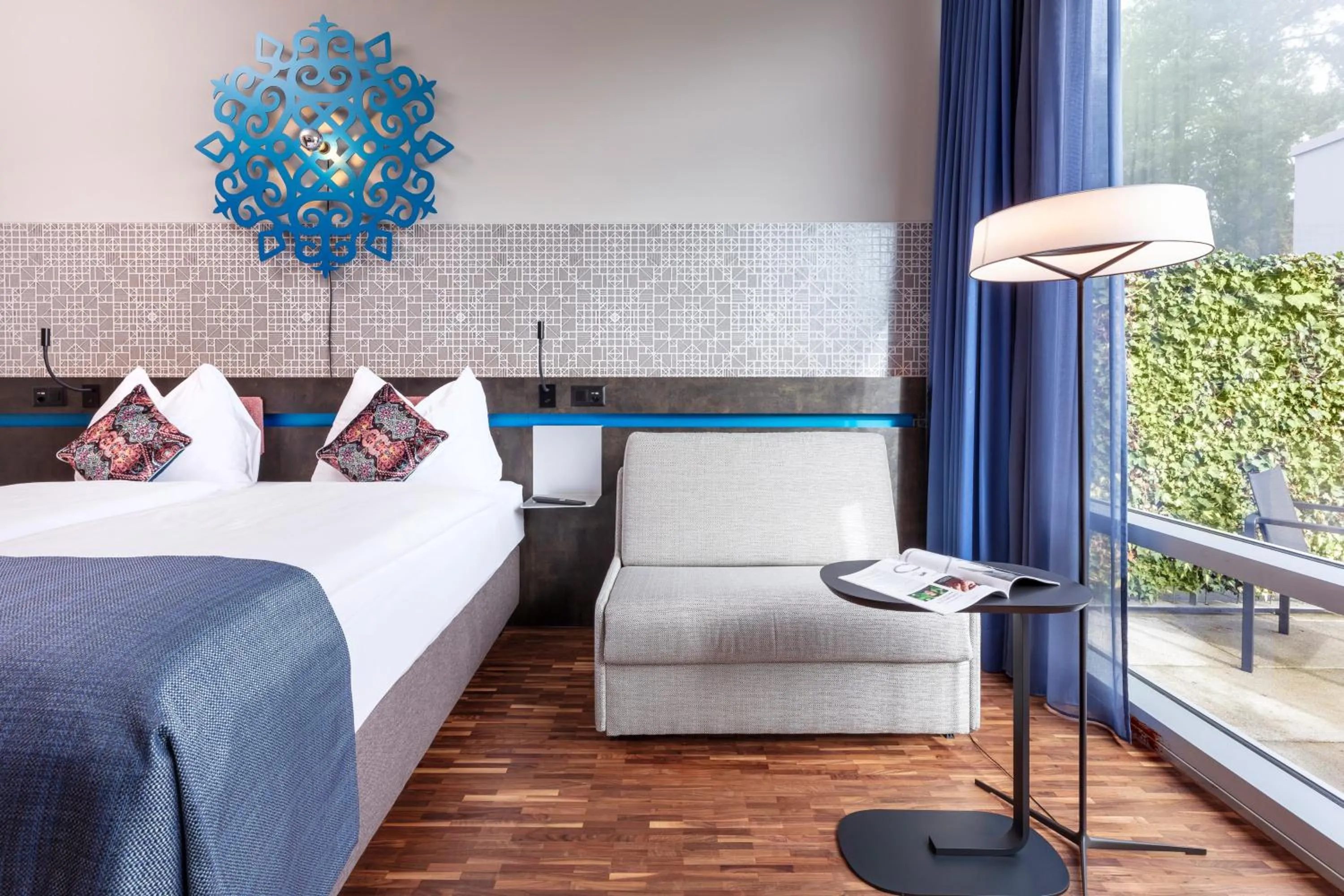 Bedroom, Bed in Sedartis Swiss Quality Hotel