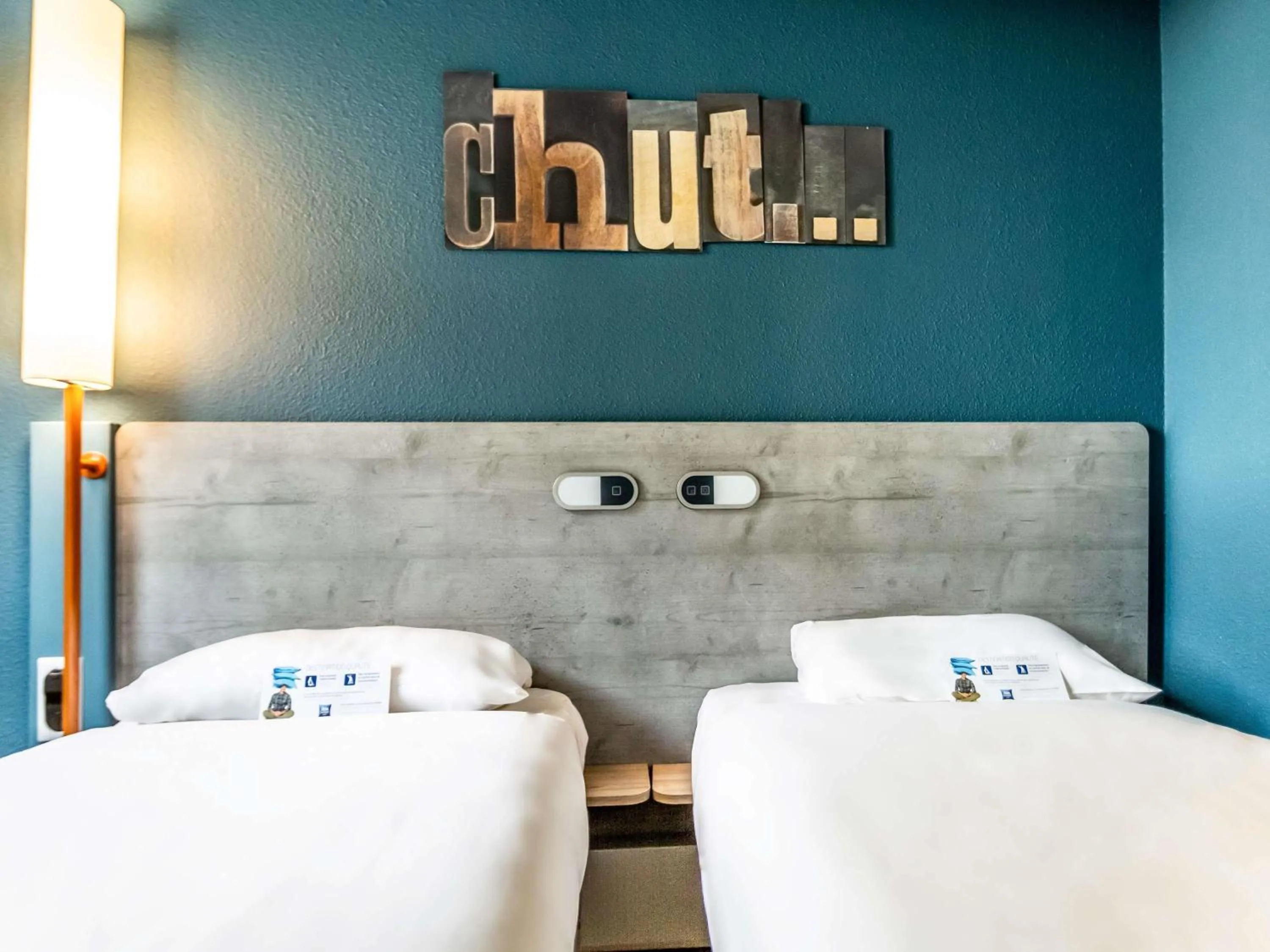 Twin Room in ibis budget Pertuis Portes du Luberon