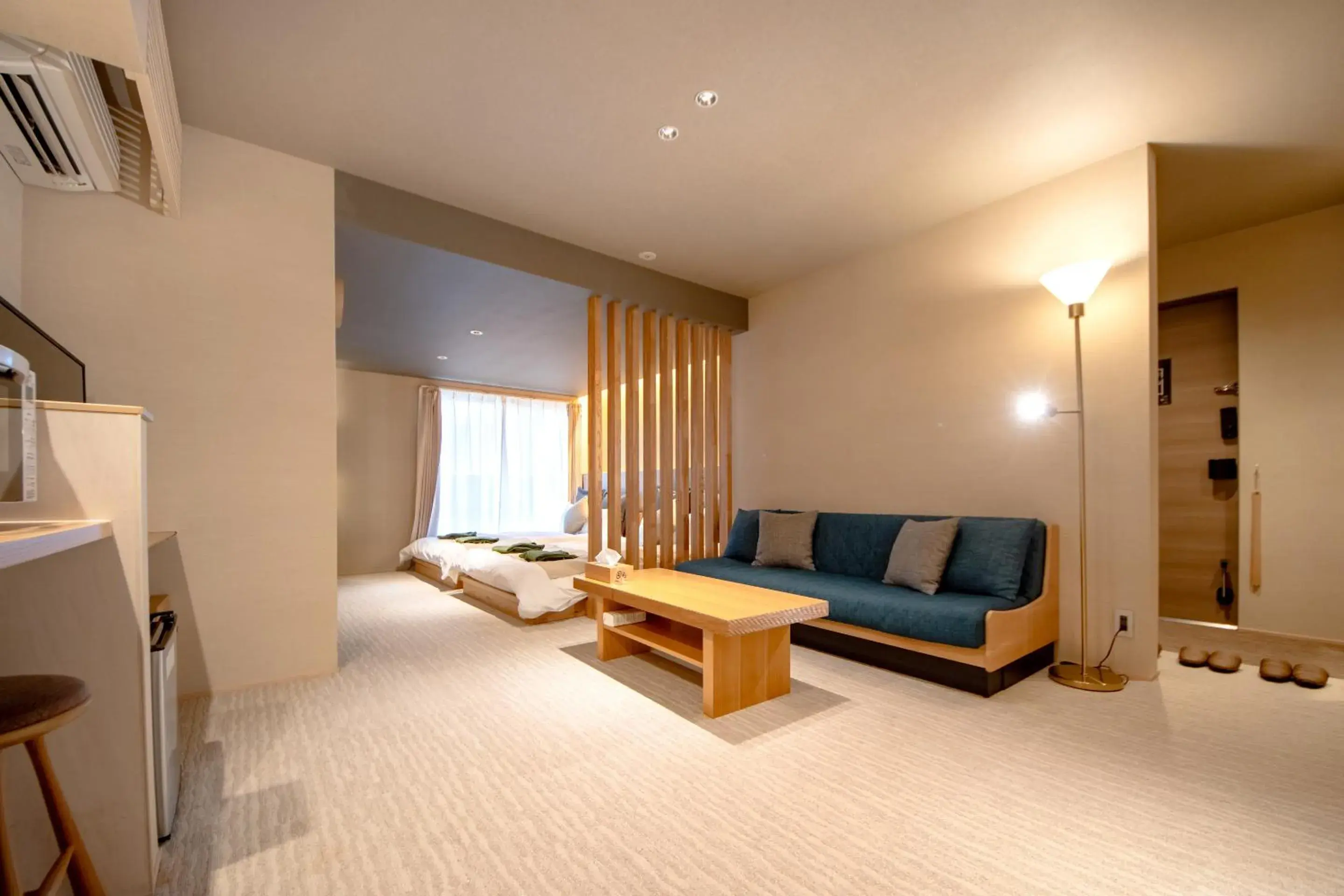 Standard Double Room with Two Double Beds in Hotel Rokune Standard Double Room with Two Double Beds in Hotel Rokune