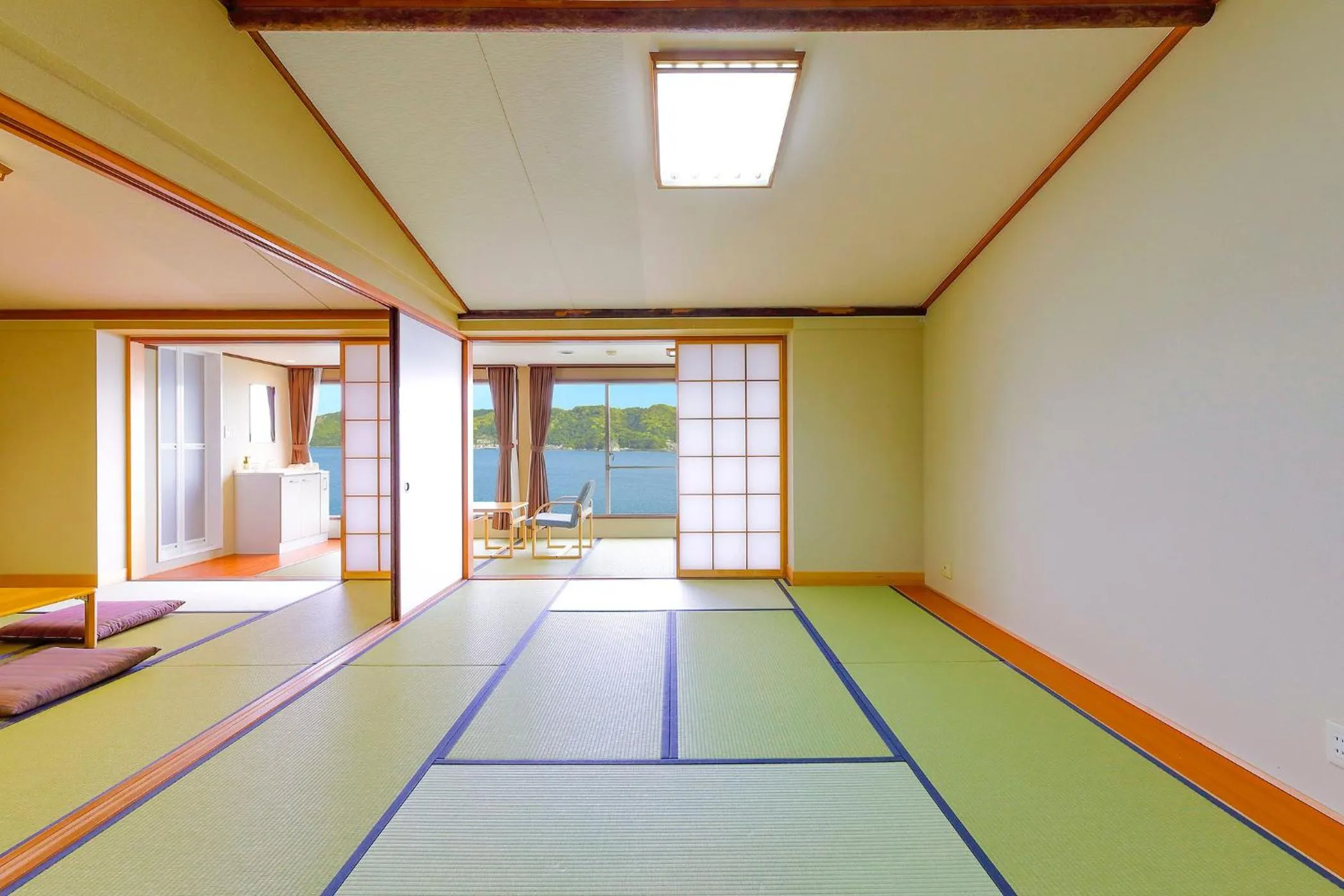 Photo of the whole room in Ooedo Onsen Monogatari Nanki Kushimoto