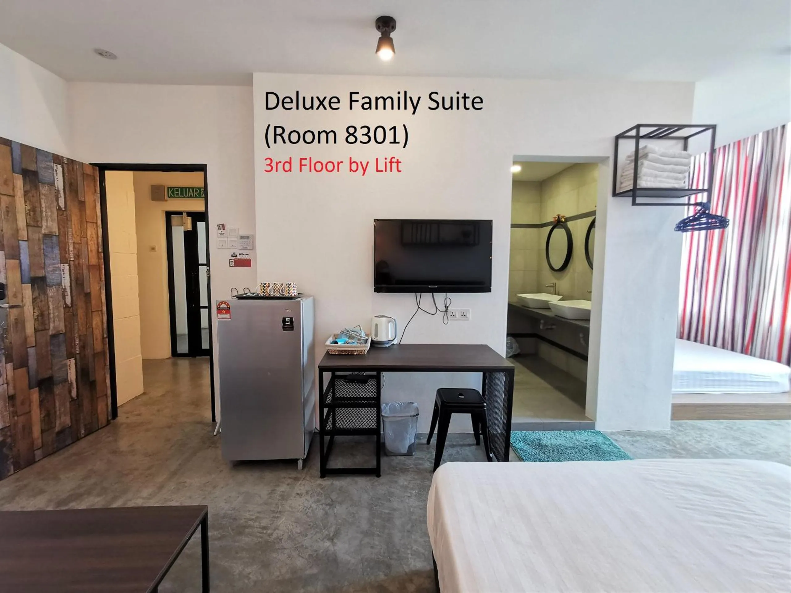 Bed in Mwv Family Suite Room