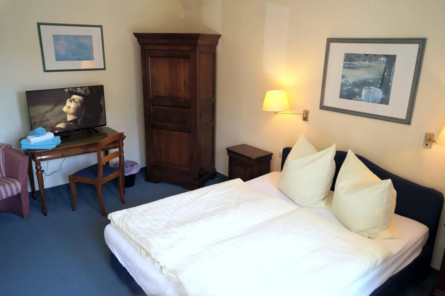 TV and multimedia, Bed in Villa Unger